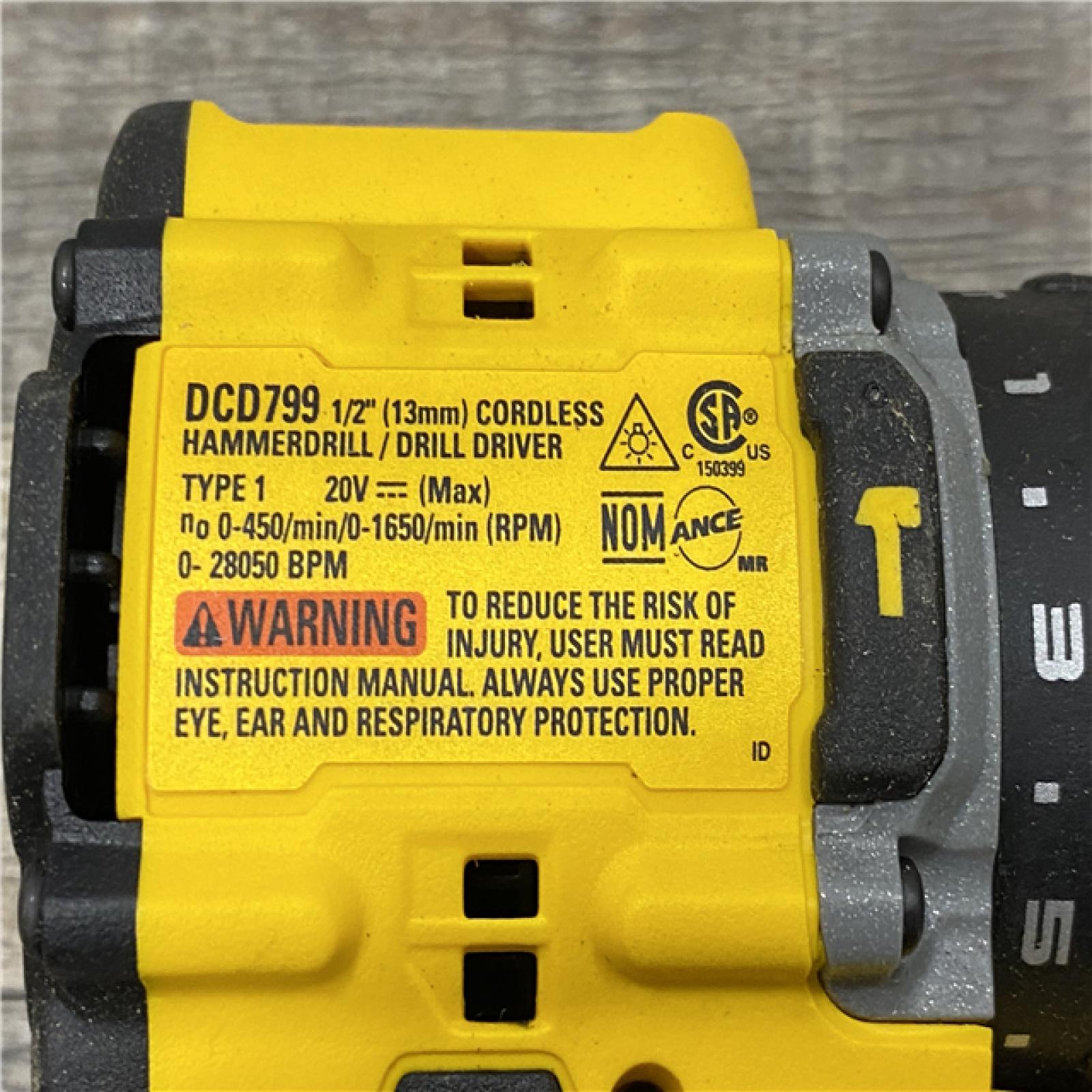 AS-IS DEWALT ATOMIC 20V Lithium-Ion Cordless 1/2 in. Hammer Drill Kit