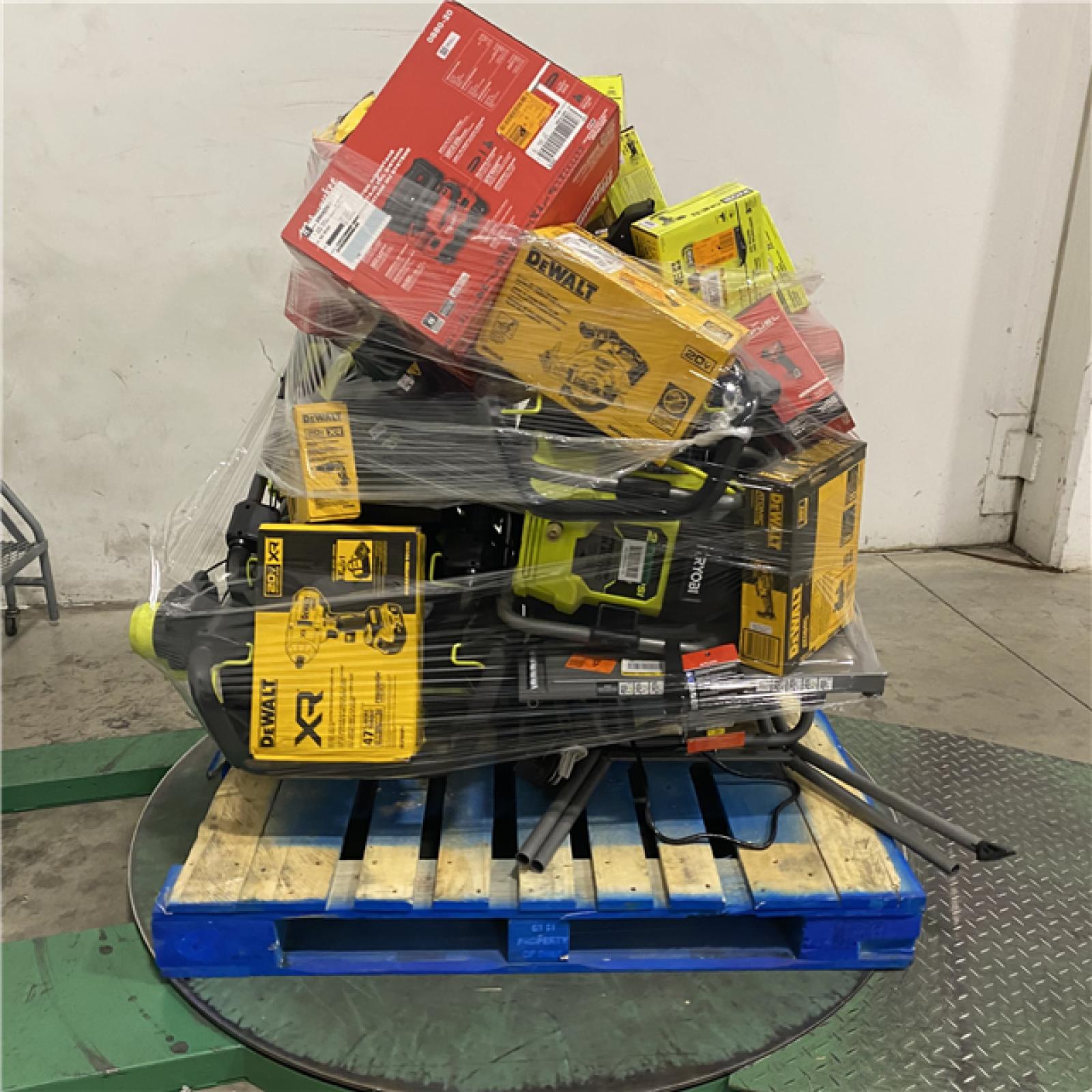 Dallas Location - As-Is Tool Pallet