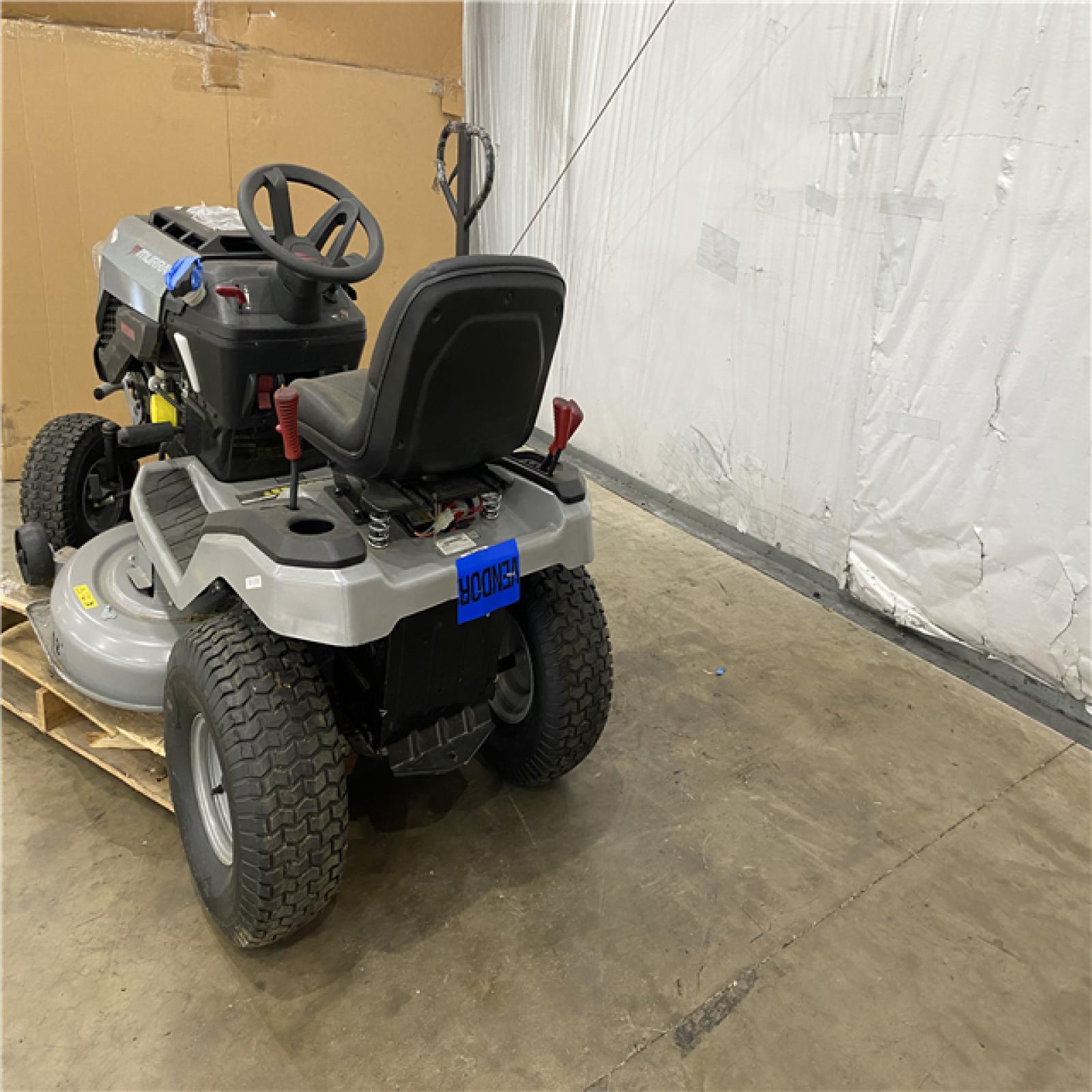 Houston Location AS IS - Murray MT200 Riding Mower