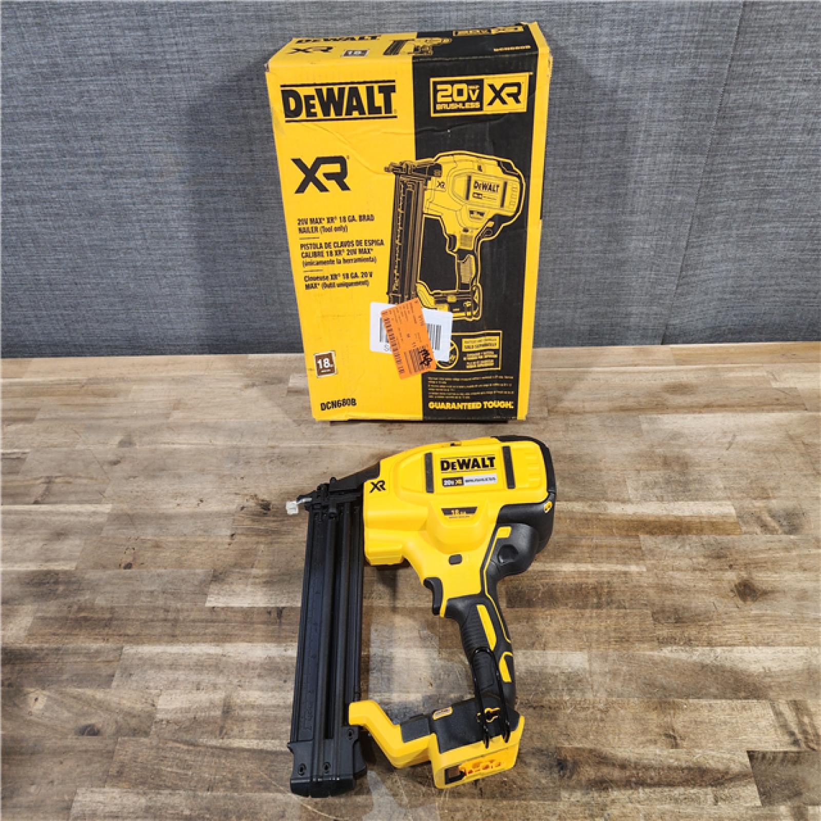 HOUSTON LOCATION - AS-IS DEWALT 20V MAX XR Lithium-Ion Electric Cordless 18-Gauge Brad Nailer (Tool Only)