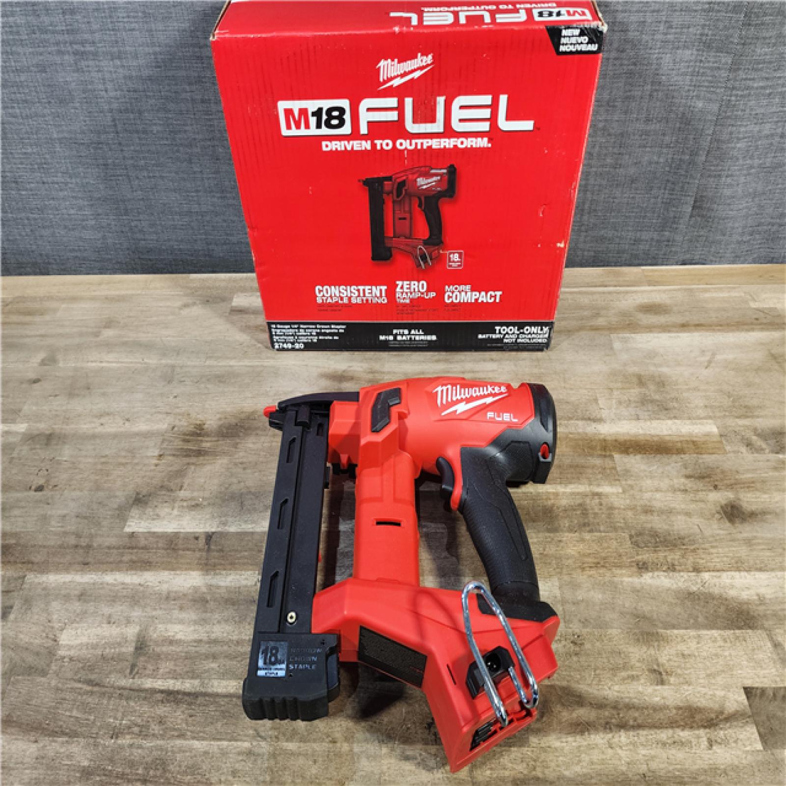 HOUSTON LOCATION - AS-IS (APPEARS LIKE NEW) MILWAUKEE FUEL 18-Volt Lithium-Ion Brushless Cordless 18-Gauge 1/4 in. Narrow Crown Stapler (Tool-Only)