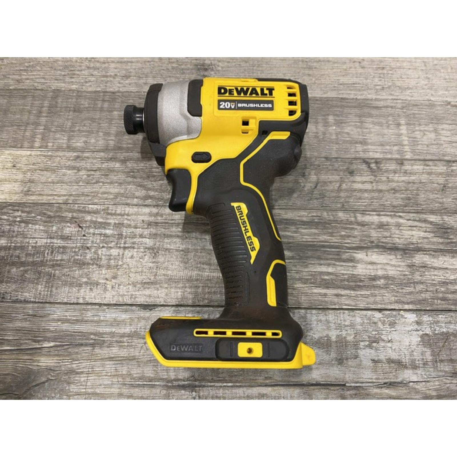 AS-IS DEWALT Atomic 20V Max Lithium-Ion Brushless Cordless Compact 1/4 in. Impact Driver Kit