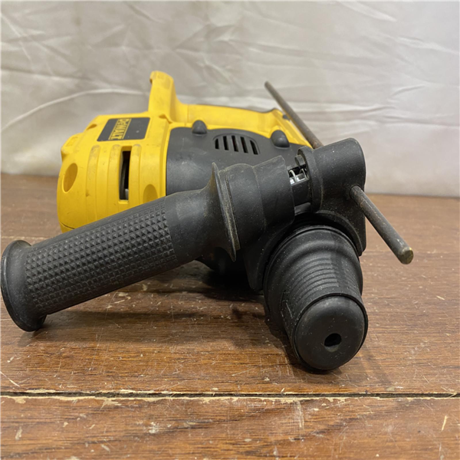 AS-IS Dewalt DCH172B MAX Atomic 20V 5/8 Inch Brushless Cordless SDS Plus Rotary Hammer (Tool Only)