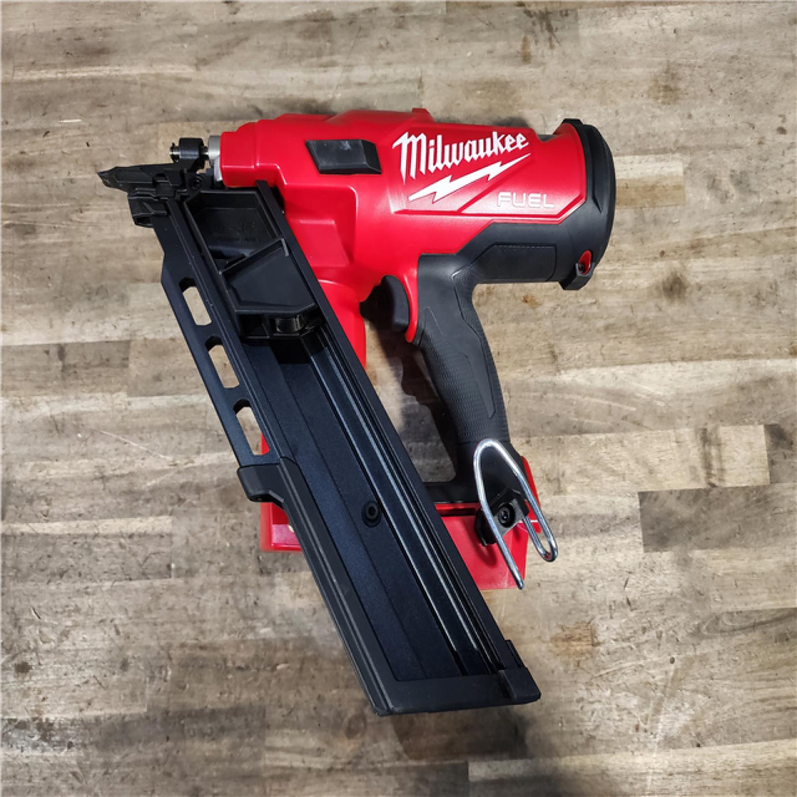 HOUSTON LOCATION - AS-IS (APPEARS LIKE NEW) Milwaukee M18 FUEL 30 Degree Framing Nailer (TOOL ONLY)