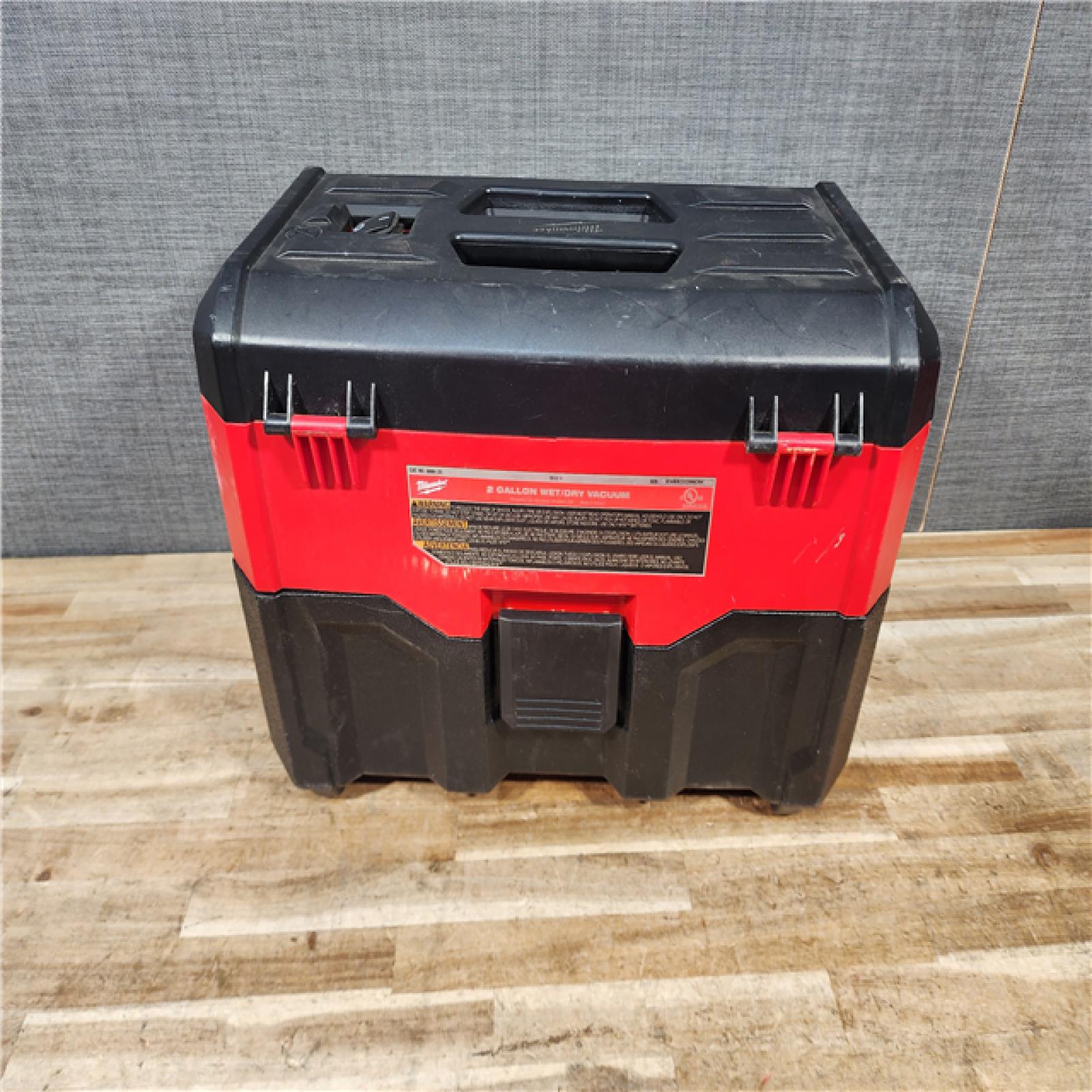 HOUSTON LOCATION - AS - IS Milwaukee 18-Volt 2 Gal. Lithium-Ion Cordless Wet/Dry Vacuum (Vacuum-Only)