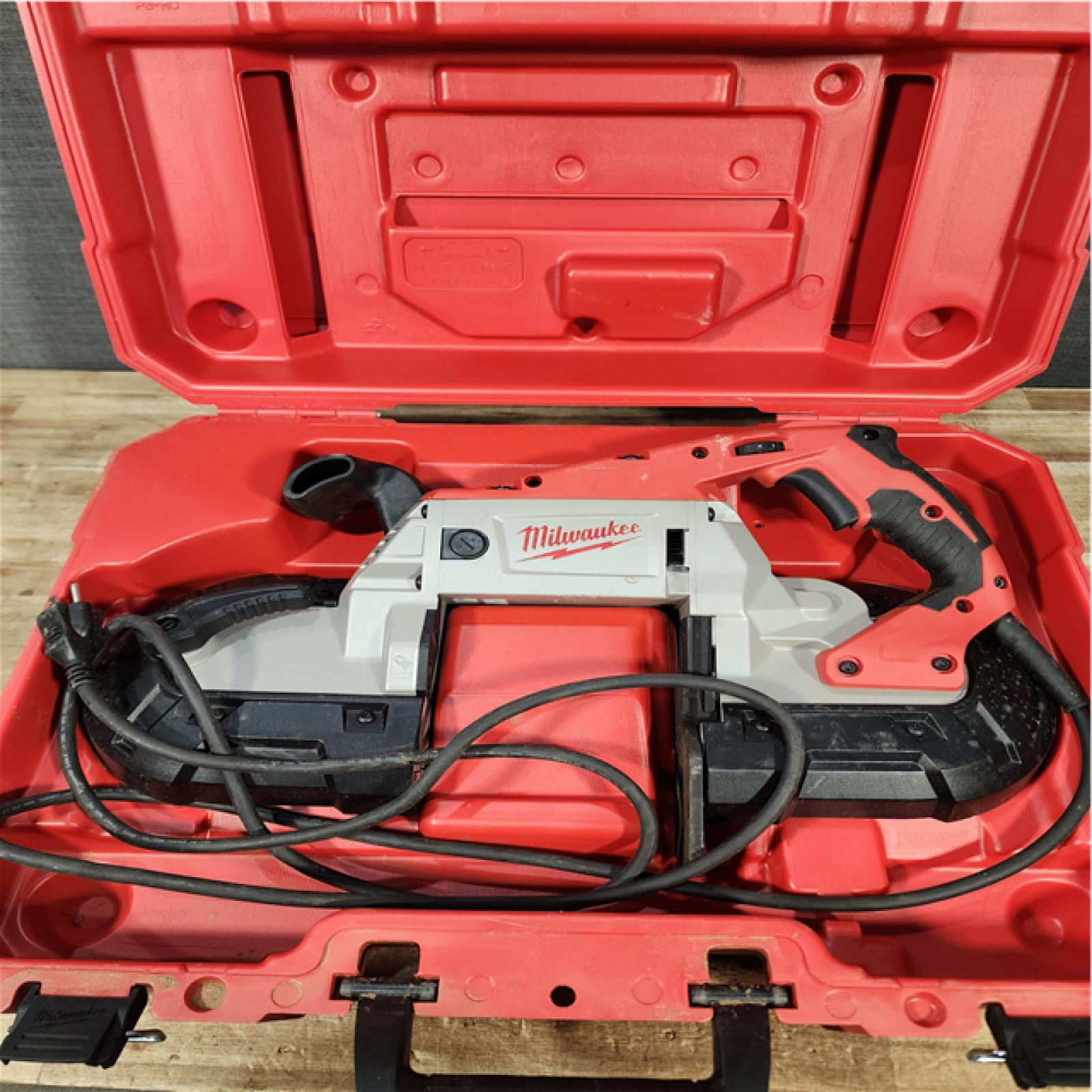 Houston Location AS-IS  Milwaukee 11 Amp Deep Cut Band Saw with Hard Case