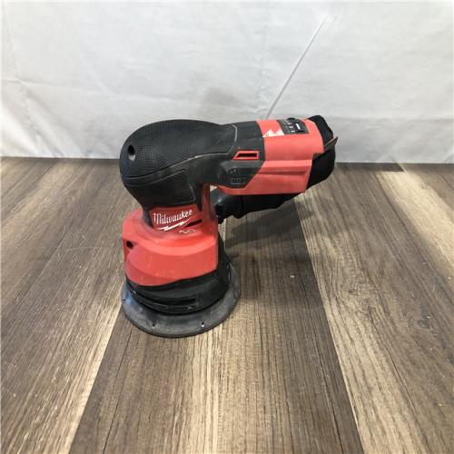 AS-IS Milwaukee 18V Lithium-Ion Brushless Cordless FUEL 5 in. Random Orbit Sander (Tool-Only)