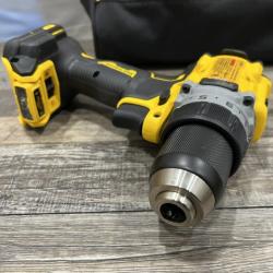 AS-IS DEWALT 20V XR Lithium-Ion Cordless Brushless 1/2 in. Drill/Driver Kit