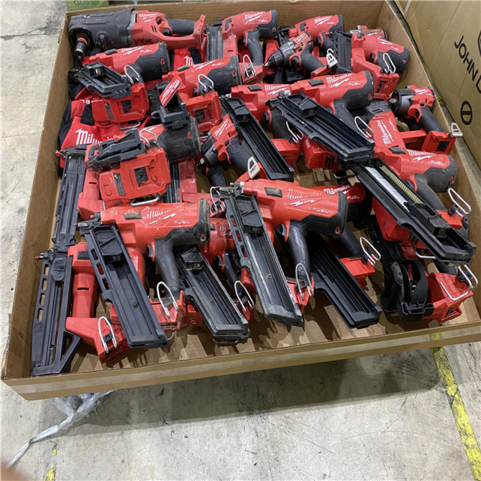 Houston Location AS IS - Tool Pallet