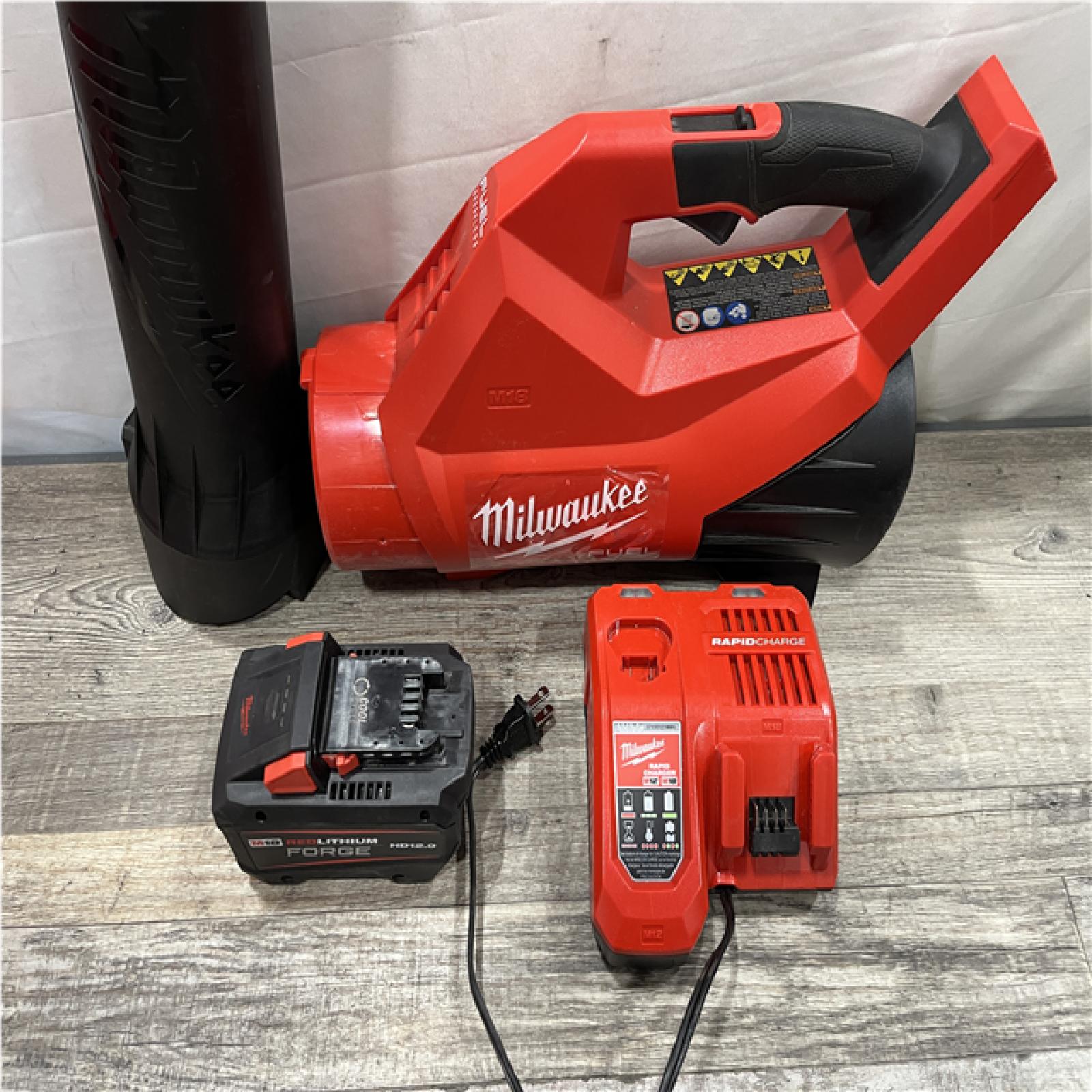 AS-IS Milwaukee FUEL 120 MPH 500 CFM 18V Brushless Cordless Battery Powered Leaf Blower Kit