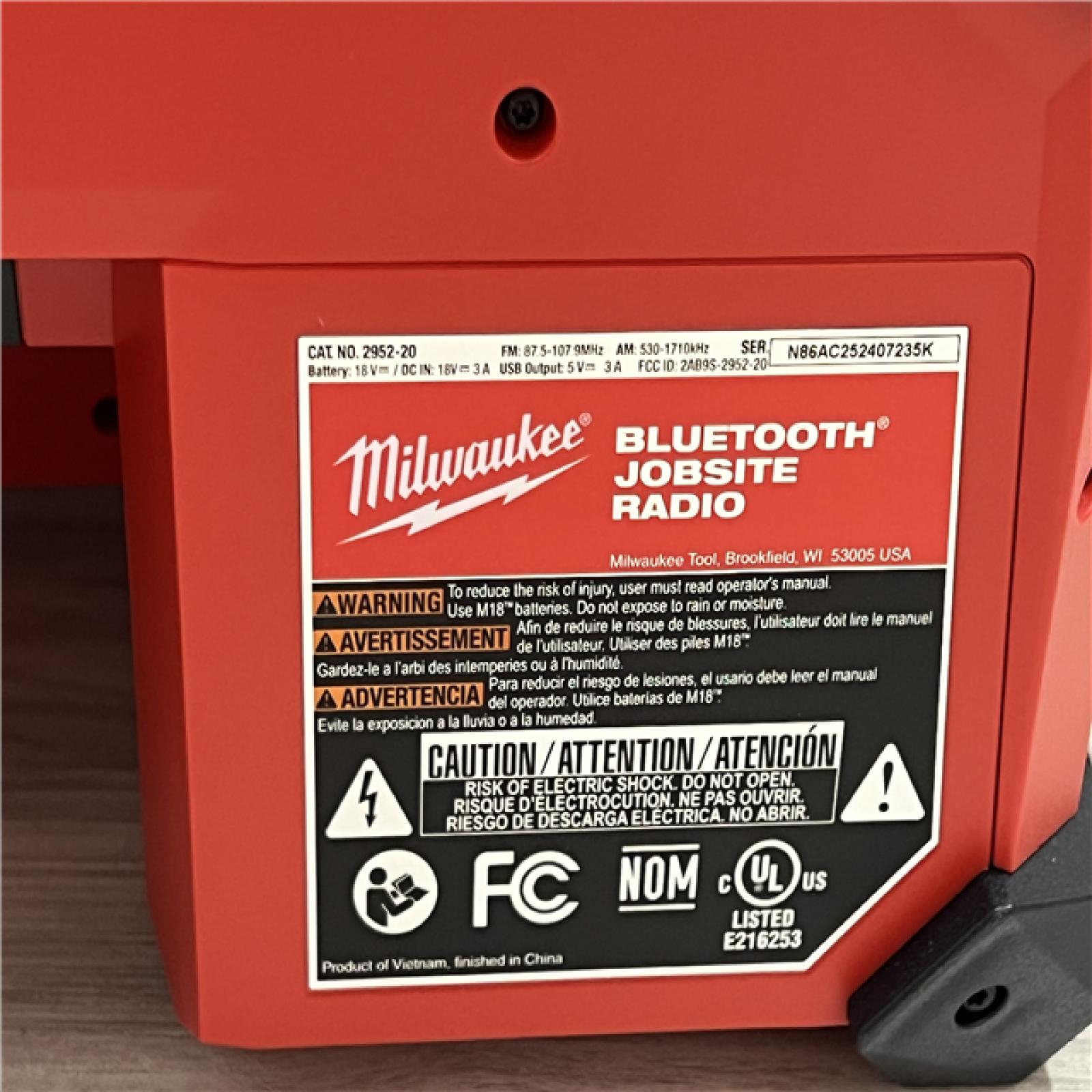 AS-IS Milwaukee M18 18V Lithium-Ion Cordless Jobsite Radio