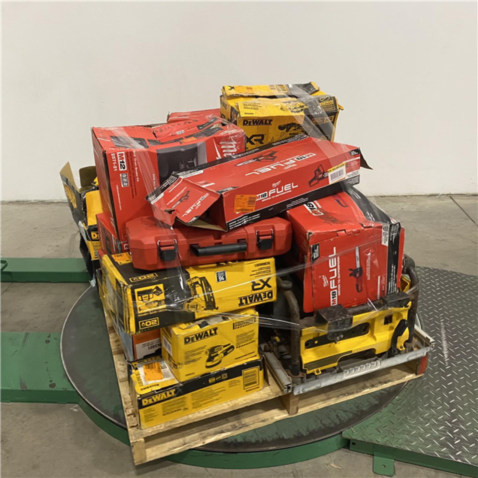 Dallas Location - As-Is Tool Pallet