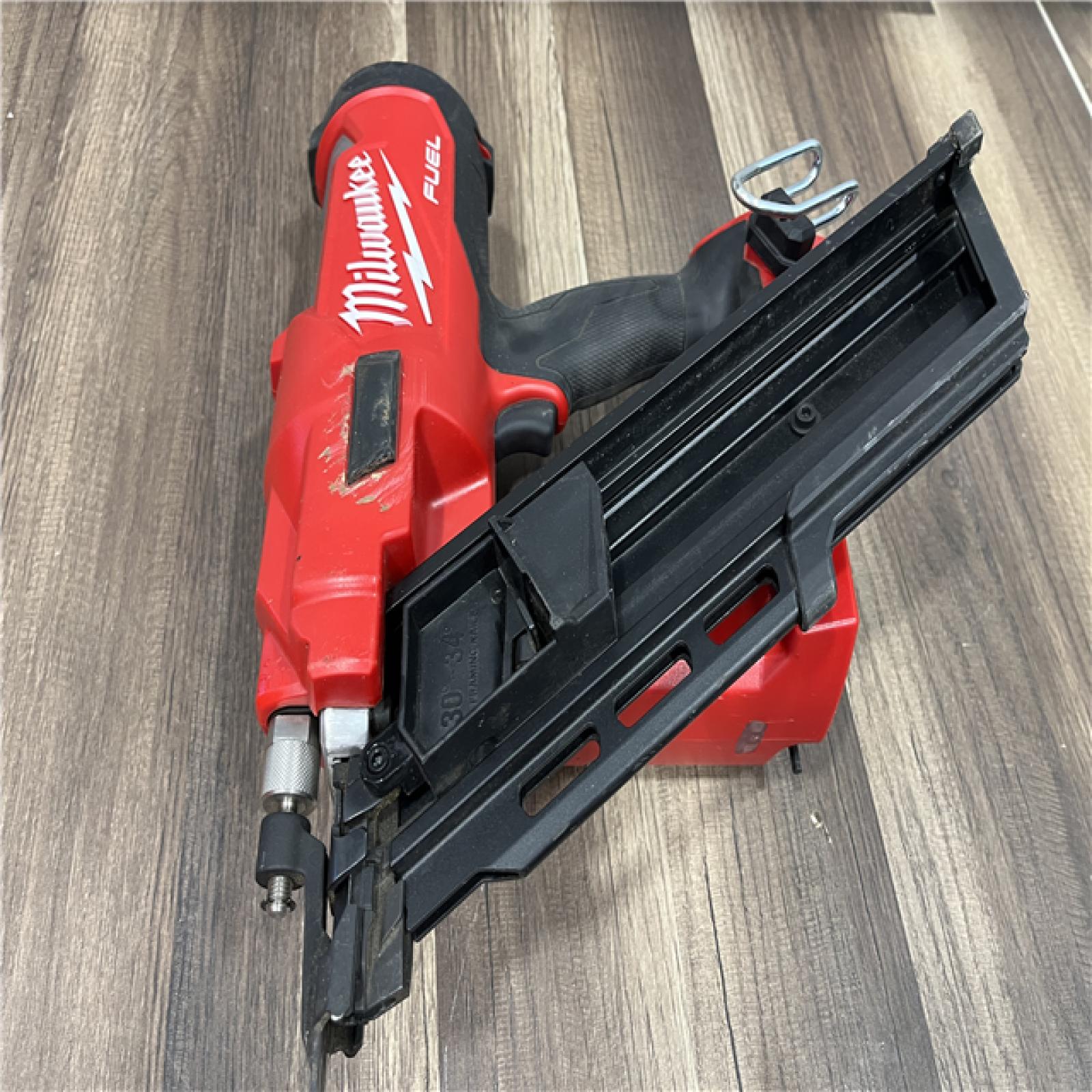 GOOD Milwaukee M18 FUEL 3-1/2 in. 18-Volt 30-Degree Lithium-Ion Brushless Cordless Framing Nailer (Tool-Only)