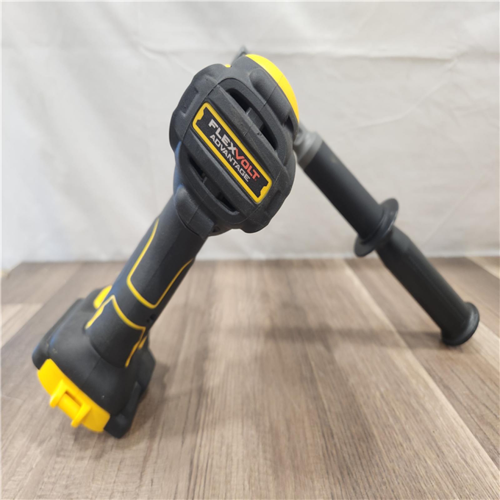 AS-IS- 20V MAX Brushless Cordless 1/2 in. Hammer Drill/Driver with FLEXVOLT ADVANTAGE (Tool Only)