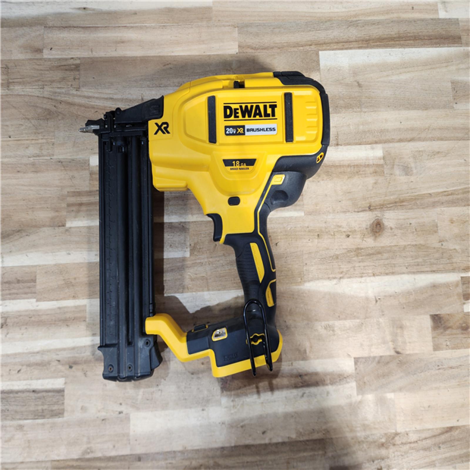 HOUSTON LOCATION - AS-IS DEWALT 20V MAX XR Lithium-Ion Electric Cordless 18-Gauge Brad Nailer (Tool Only)