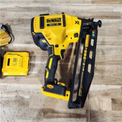 HOUSTON LOCATION - AS - IS DEWALT 20V MAX XR 16-Gauge Electric Cordless Angled Finishing Nailer Kit