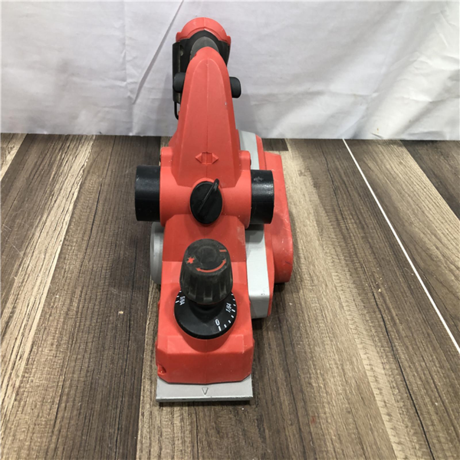 AS-IS Milwaukee M18 18V Lithium-Ion Cordless 3-1/4 in. Planer (Tool-Only)