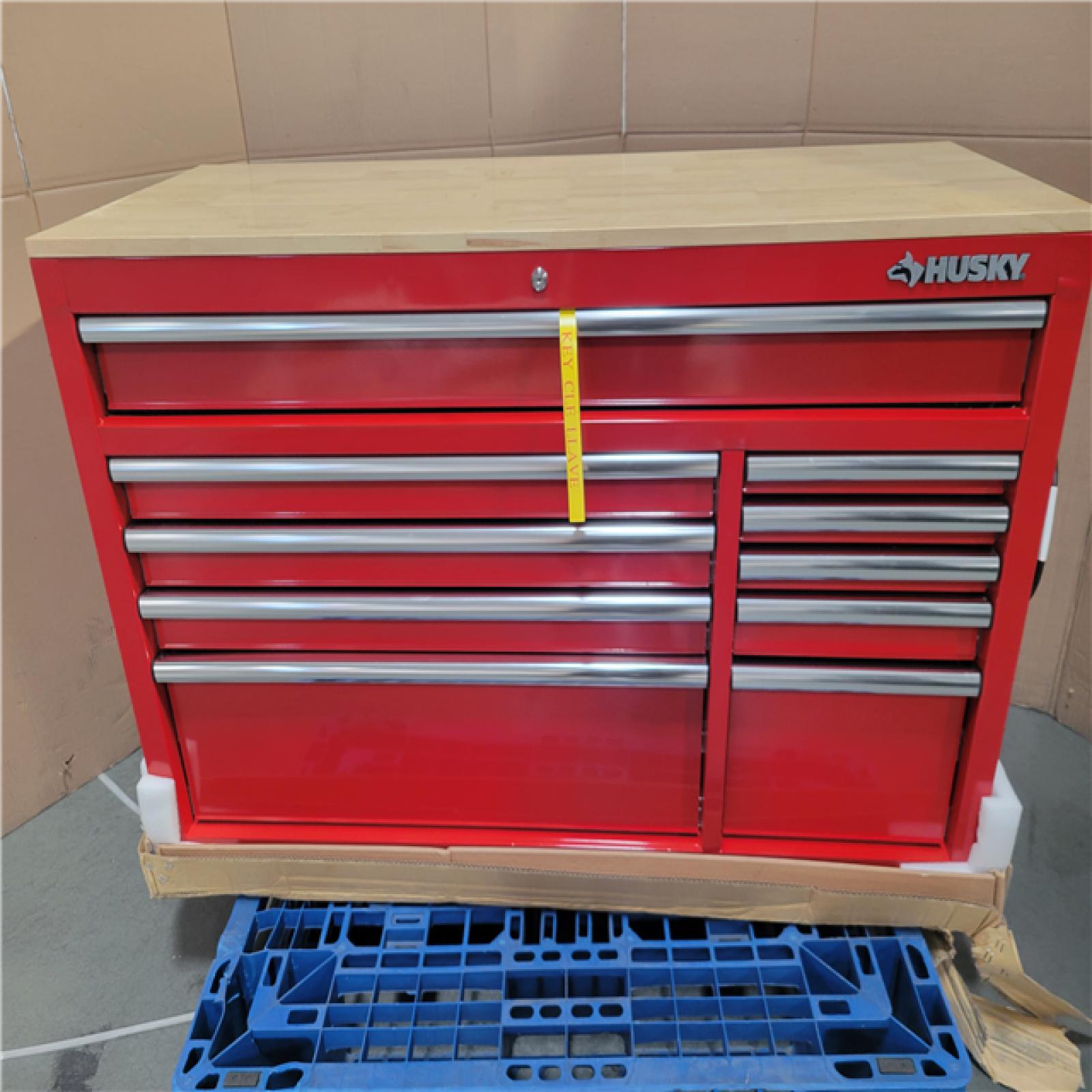 California NEW HUSKY 52 in. 10 Drawer Mobile Workbench with Pegboard