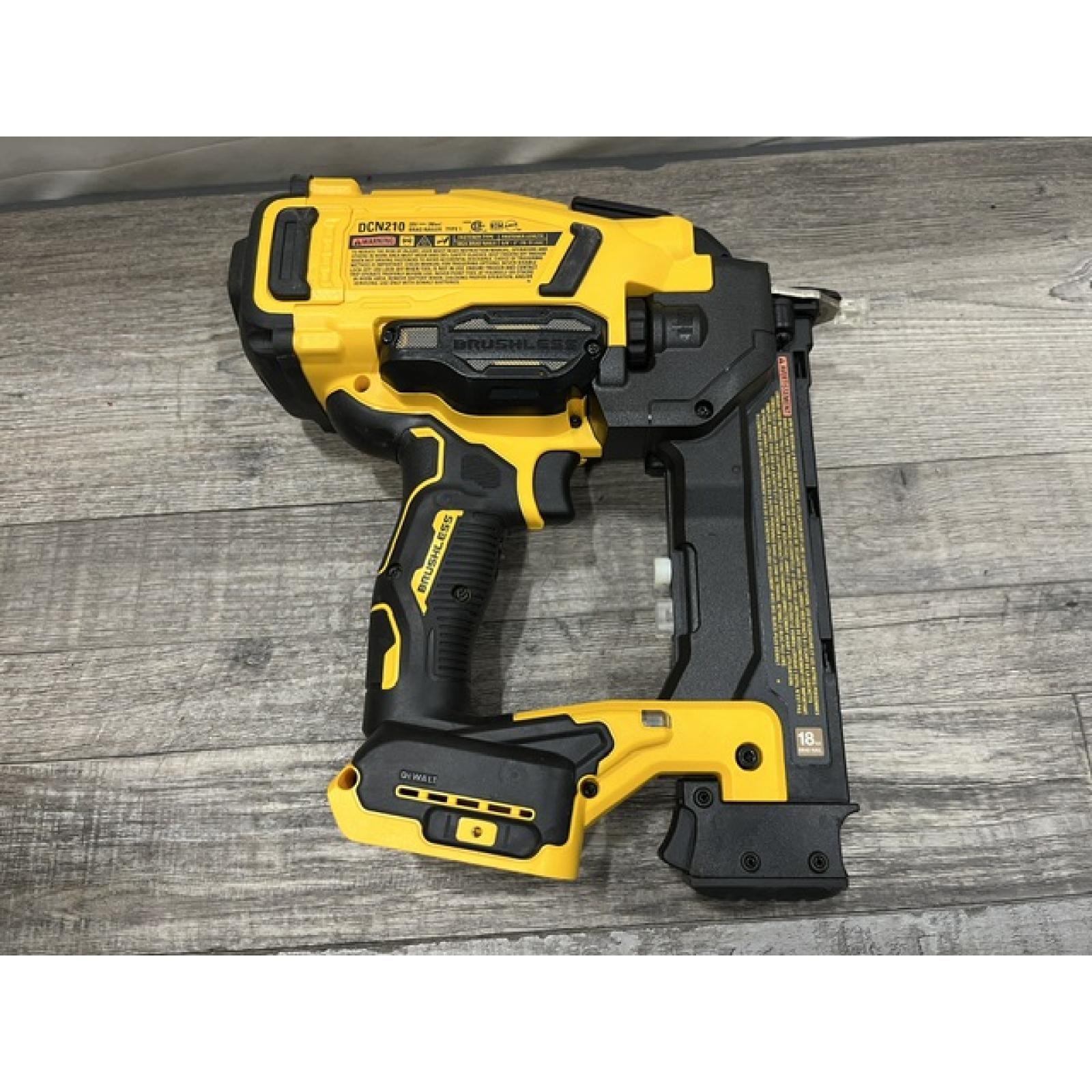 AS-IS DEWALT 20V MAX XR 18 Gauge Cordless Brad Nailer (Tool Only)