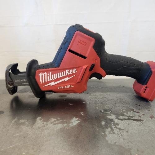 AS-IS- Milwaukee FUEL 18V Lithium-Ion Brushless Cordless HACKZALL Reciprocating Saw (Tool-Only)