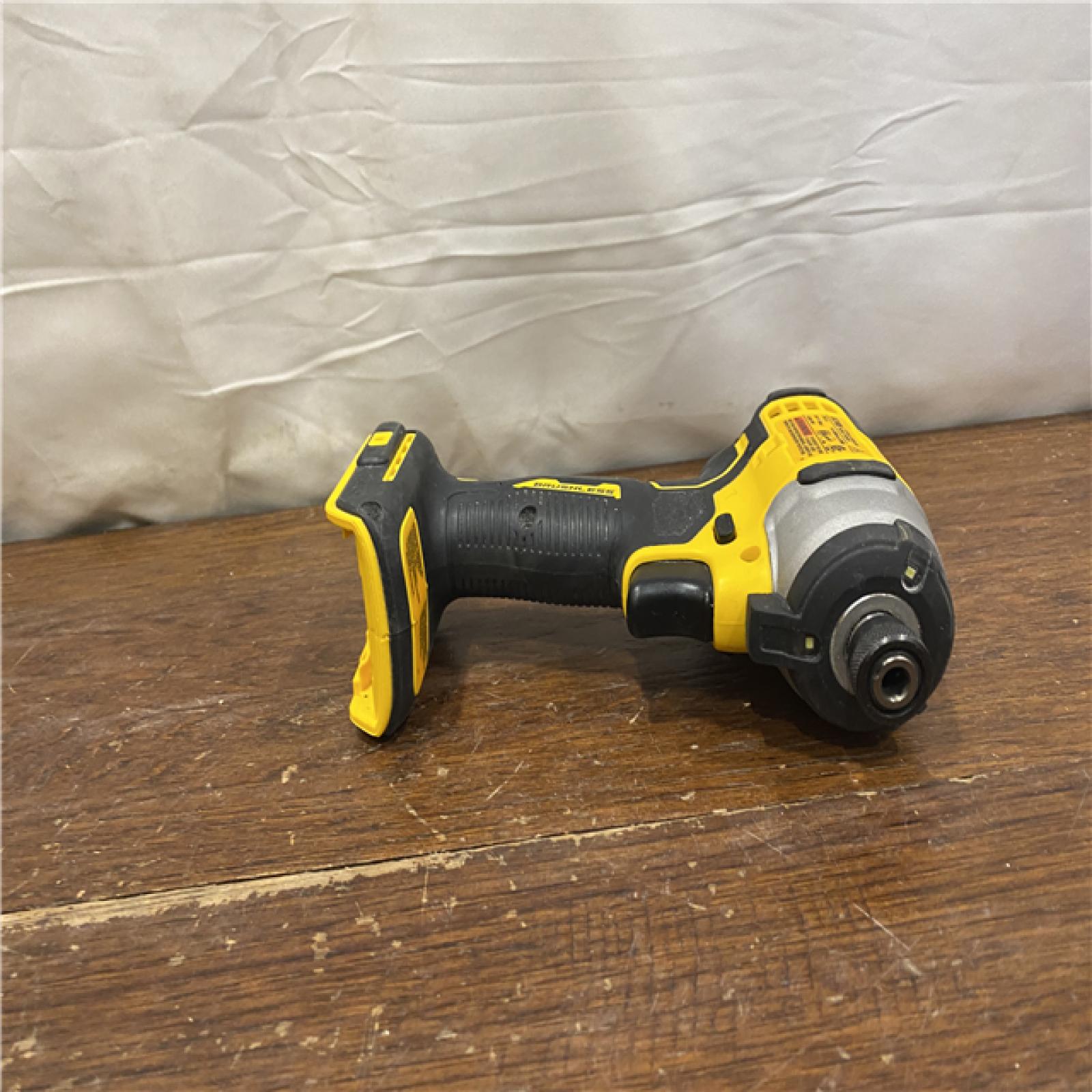 AS-IS DeWALT ATOMIC 20V MAX Cordless Compact Impact Driver Kit W/ Li-Ion Battery, 1/4, Brushless