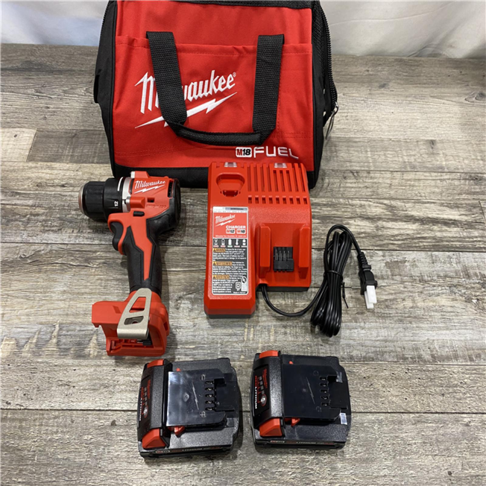 AS-IS Milwaukee 18V Lithium-Ion Brushless Cordless 1/2 in. Compact Drill/Driver Kit