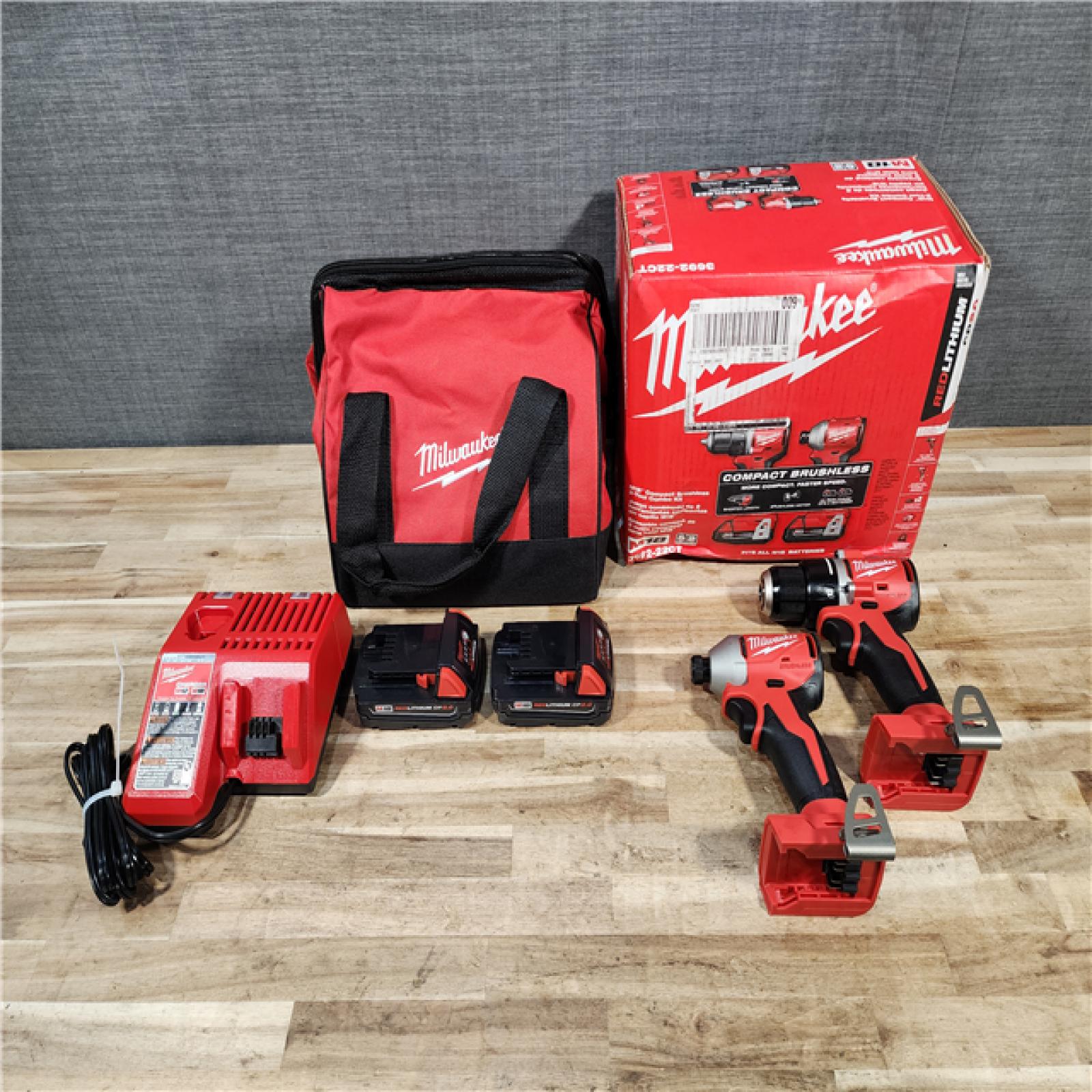 HOUSTON LOCATION - AS-IS Milwaukee  18V Lithium-Ion Brushless Cordless Compact Drill/Impact Combo Kit