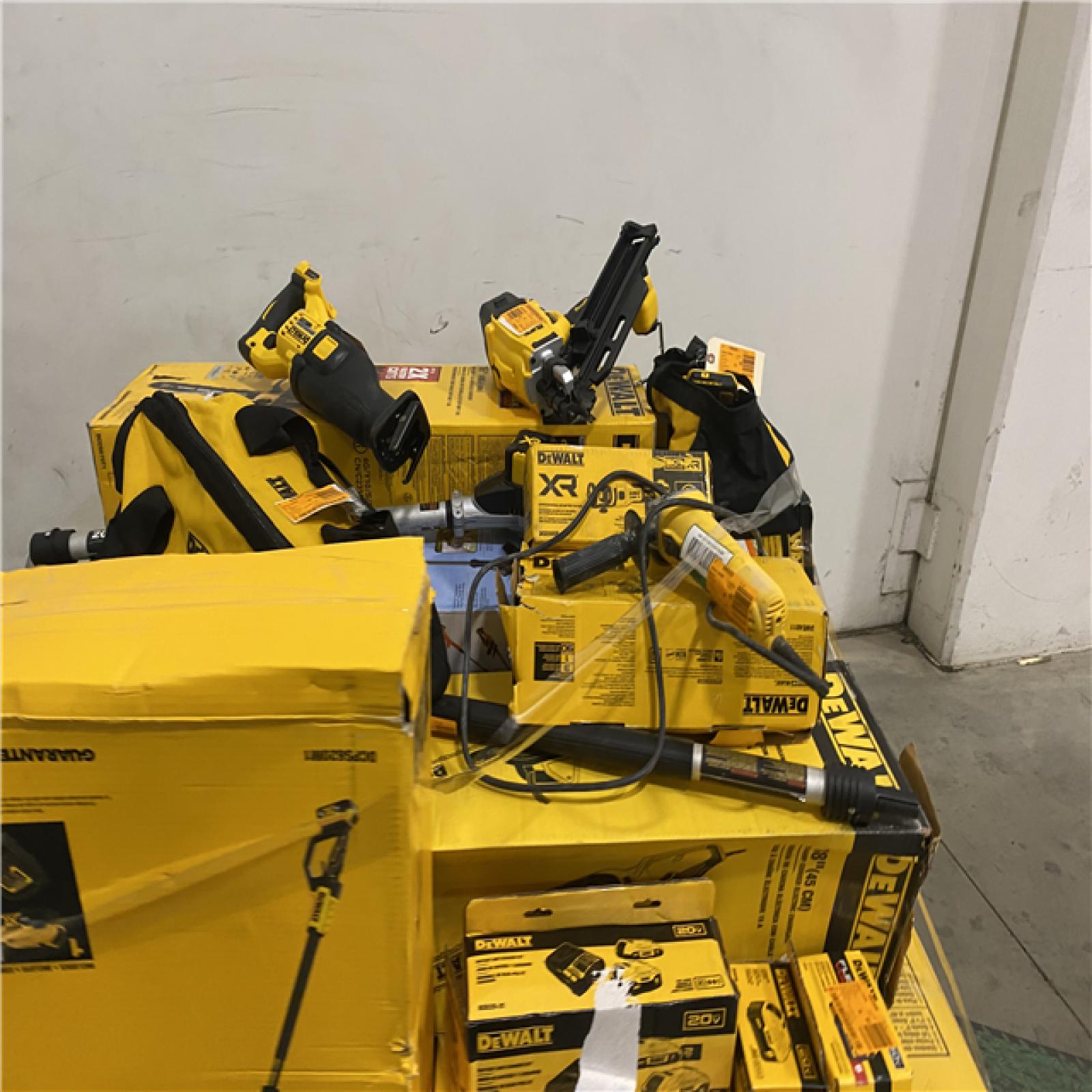 Dallas Location - As-Is DEWALT Tool Pallet