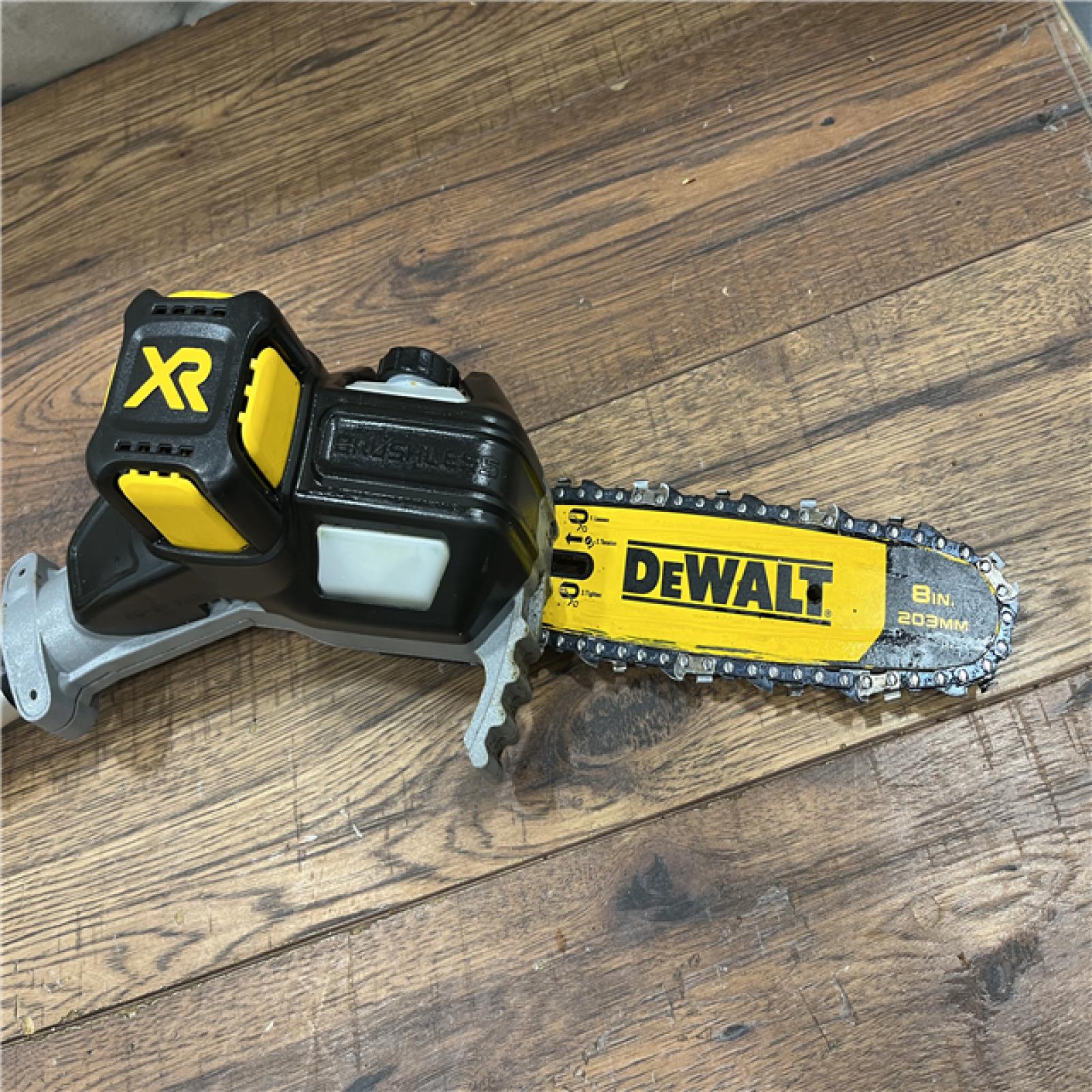 AS-IS DEWALT 20V MAX 8in. Brushless Cordless Battery Powered Pole Saw (Tool Only)
