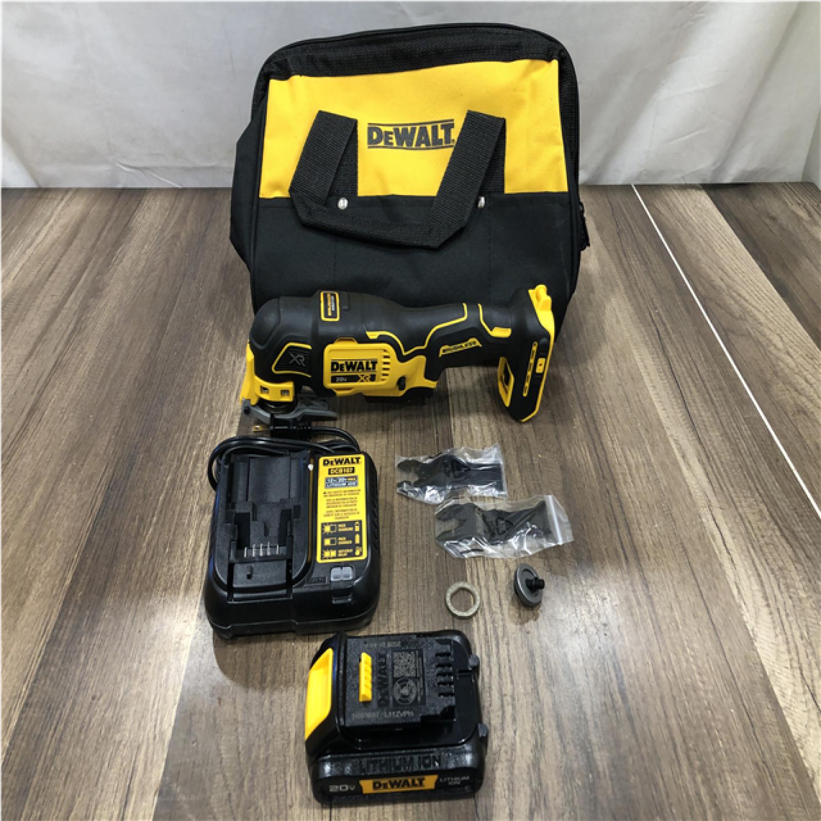 AS-IS DEWALT 20V MAX XR Cordless Brushless 3-Speed Oscillating Multi Tool Kit