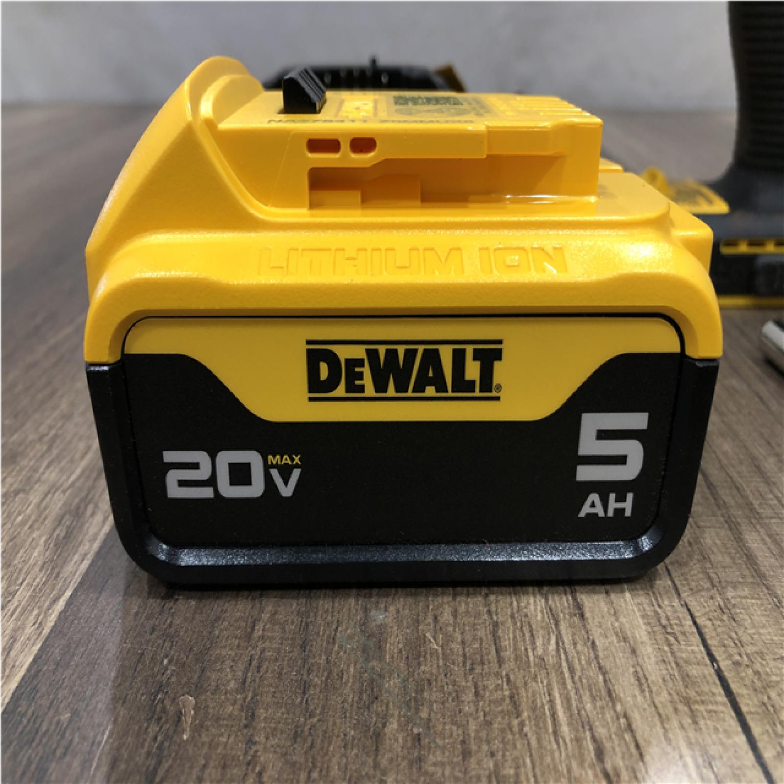 AS-IS DEWALT ATOMIC 20V Lithium-Ion Cordless 1/2 in. Hammer Drill Kit