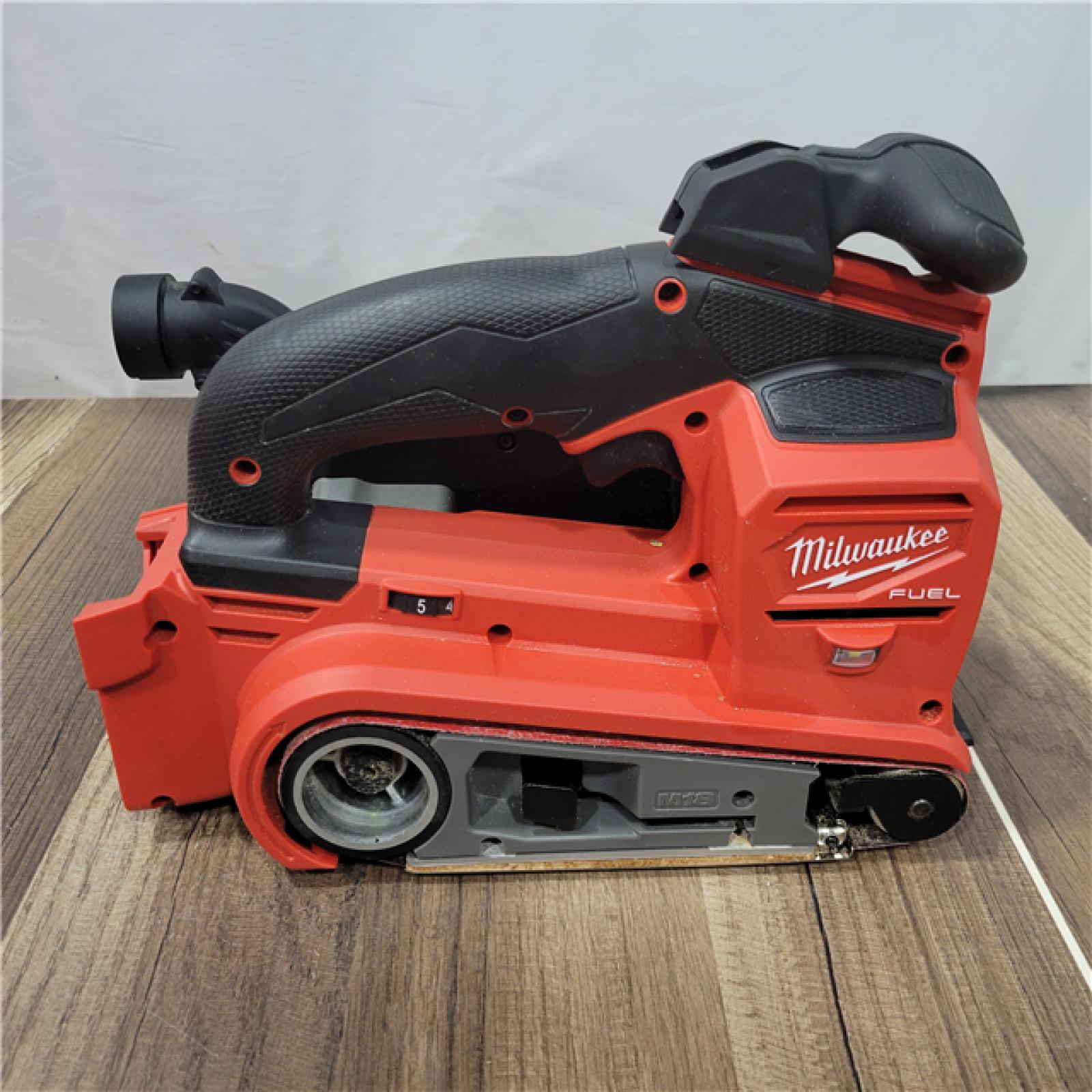 AS-IS  Milwaukee M18 Fuel 8 Amps 18 V 3 in. W X 18 in. L Cordless Belt Sander Tool Only