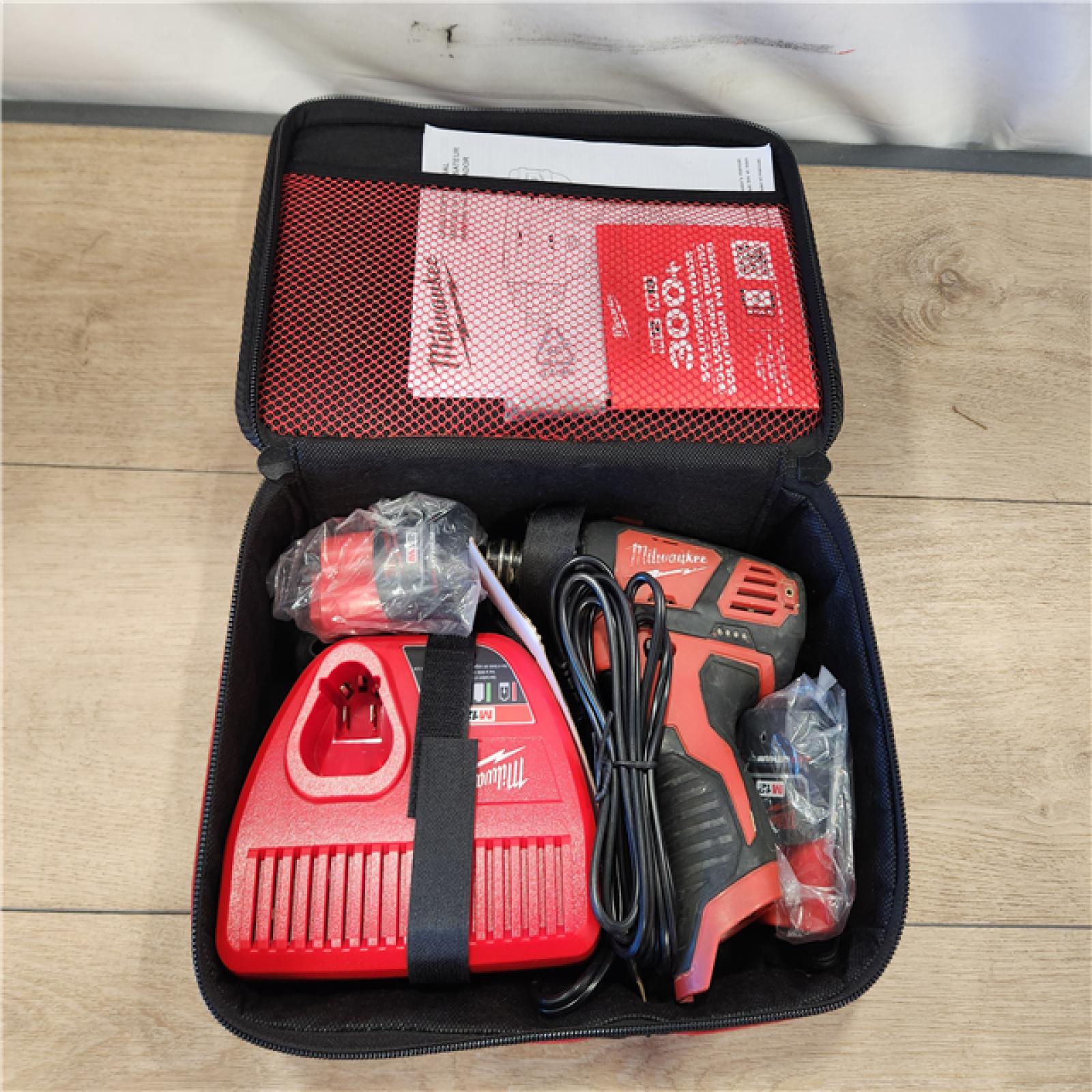 AS-IS- Milwaukee 12V Lithium-Ion Cordless 1/4 in. Hex Screwdriver Kit