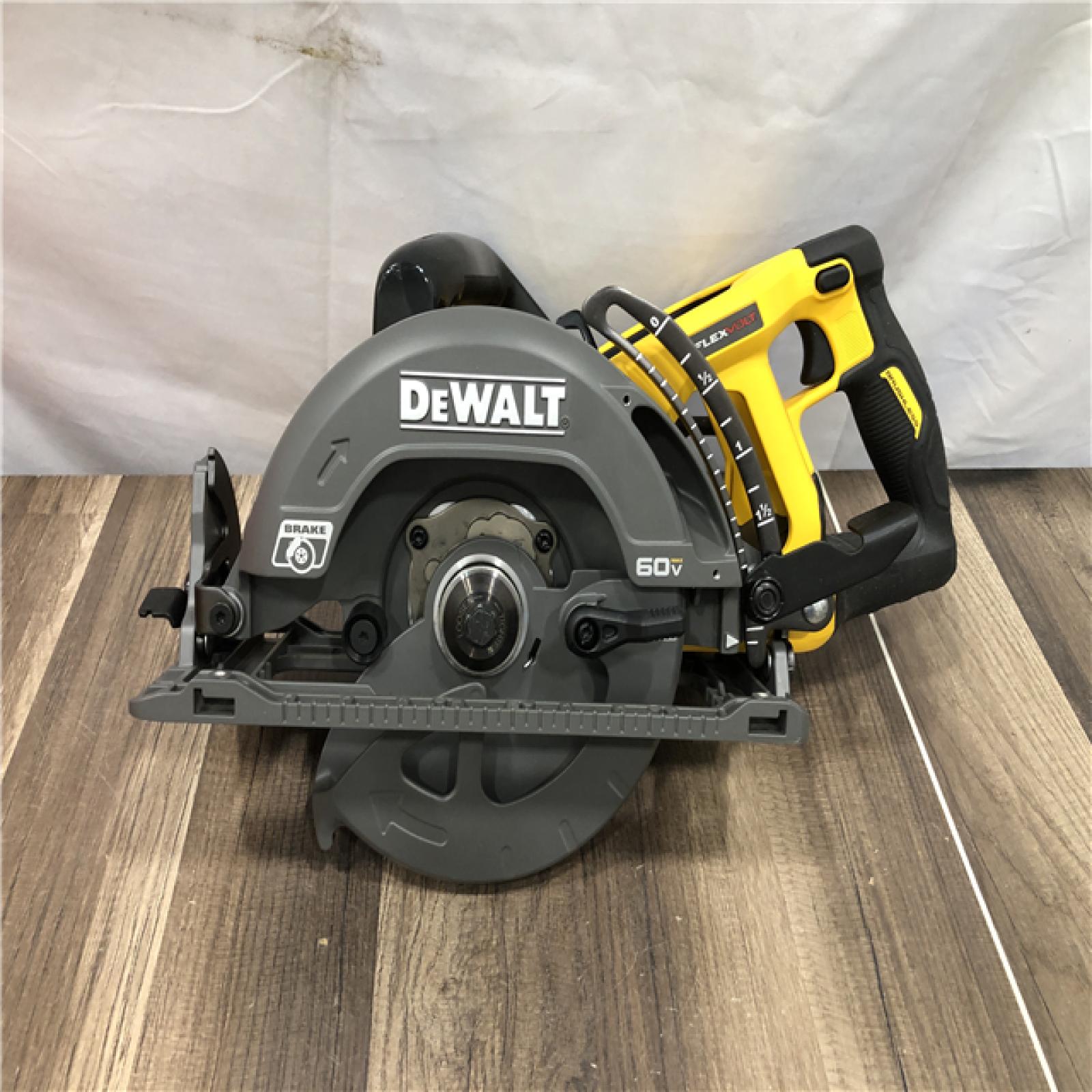 AS-IS DEWALT FLEXVOLT 60V MAX Cordless Brushless 7-1/4 in. Wormdrive Style Circular Saw (Tool Only)