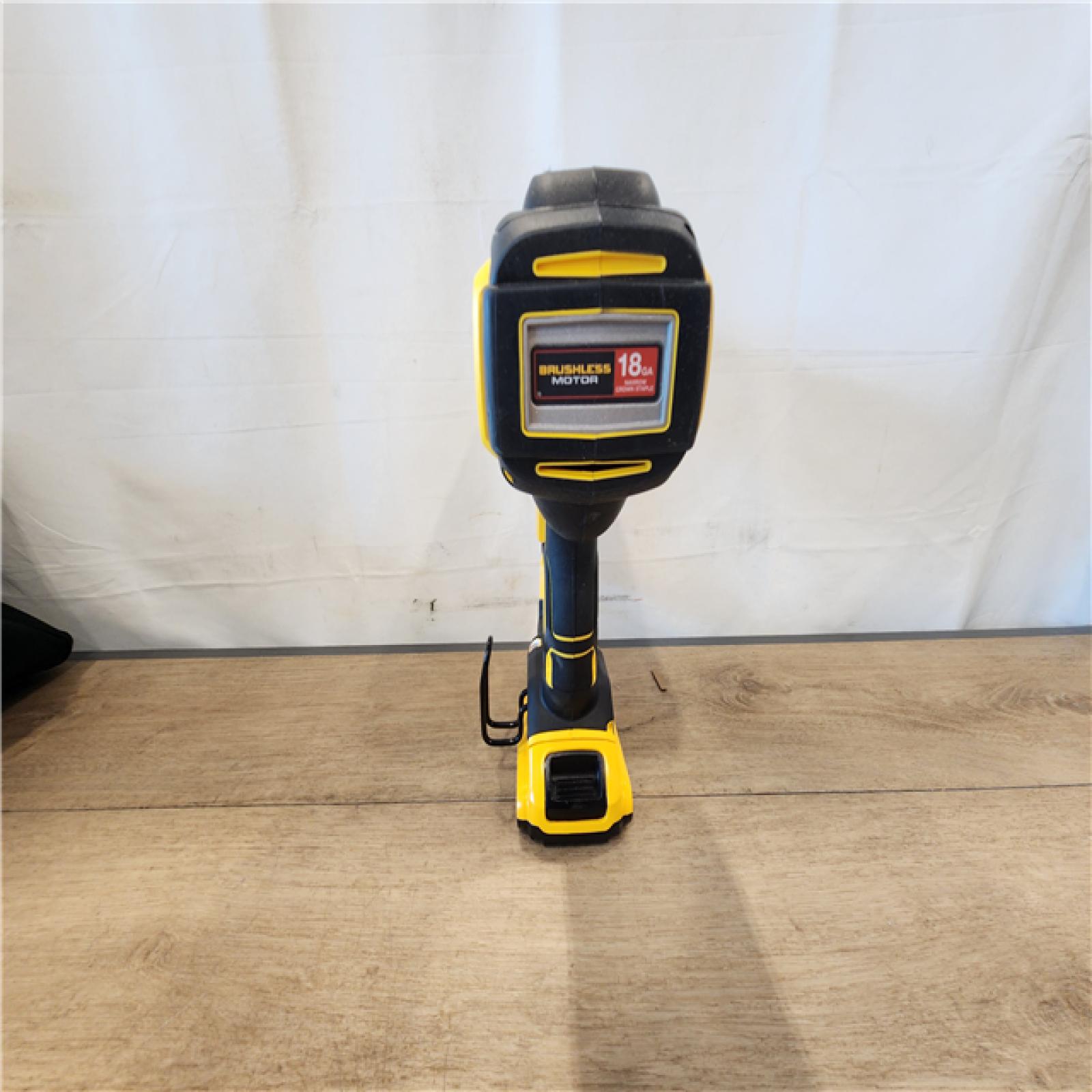 AS-IS- DEWALT DCN681D1 20V 18Ga Stapler Kit