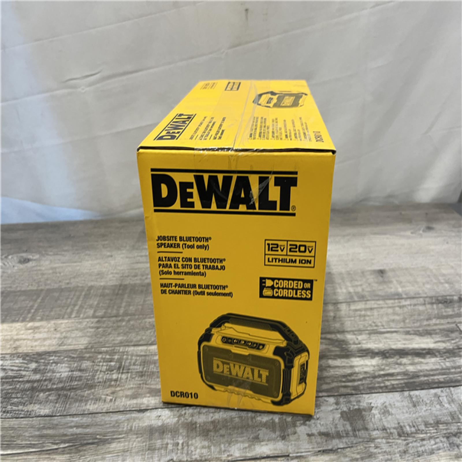 NEW - DEWALT 20V MAX Cordless Bluetooth Speaker (Tool Only)