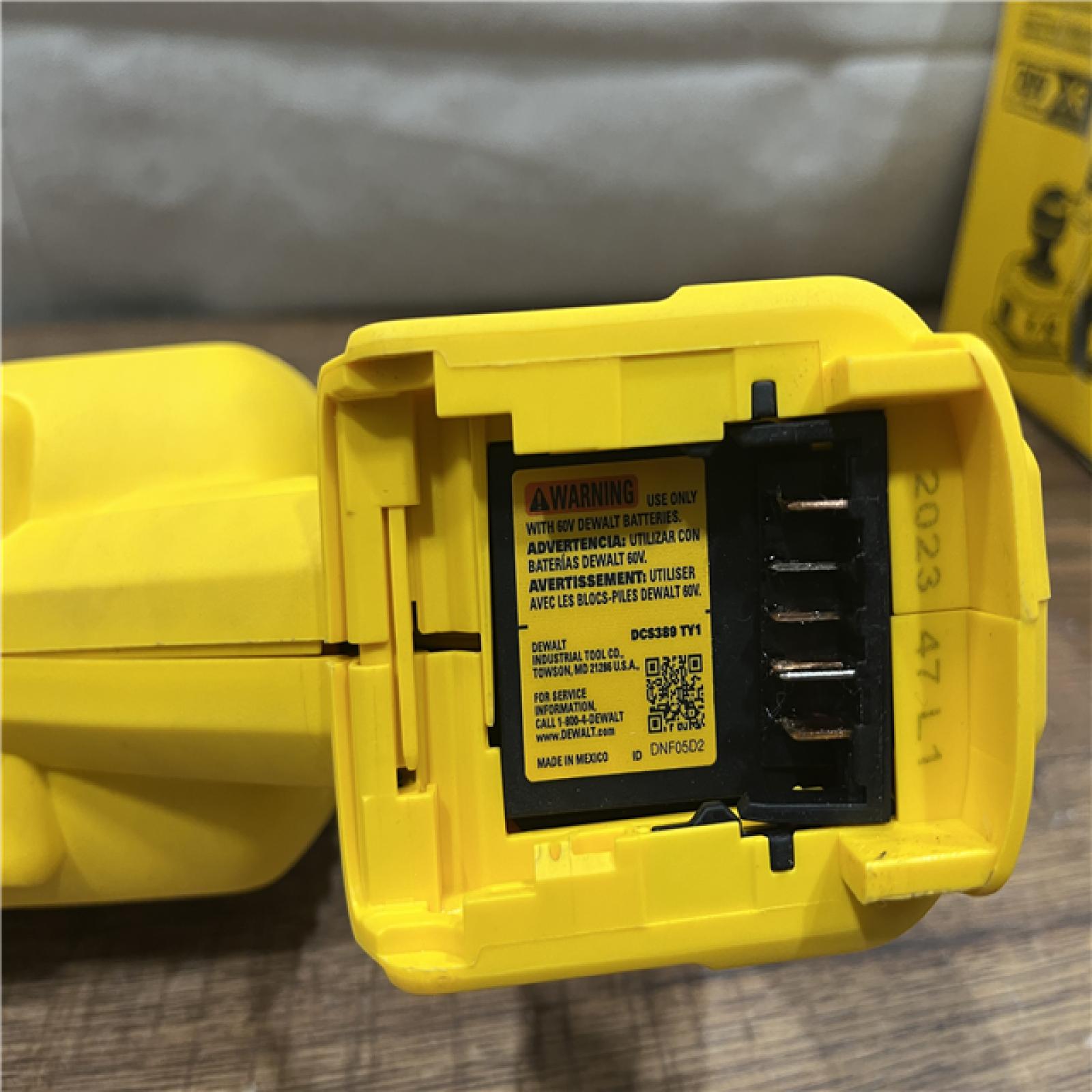 AS-IS DeWalt DCS389B FLEXVOLT 60V MAX Cordless Brushless Reciprocating Saw (Tool-Only)
