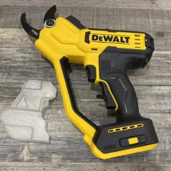 AS-IS DEWALT 20V MAX Cordless Battery Powered Pruner Kit