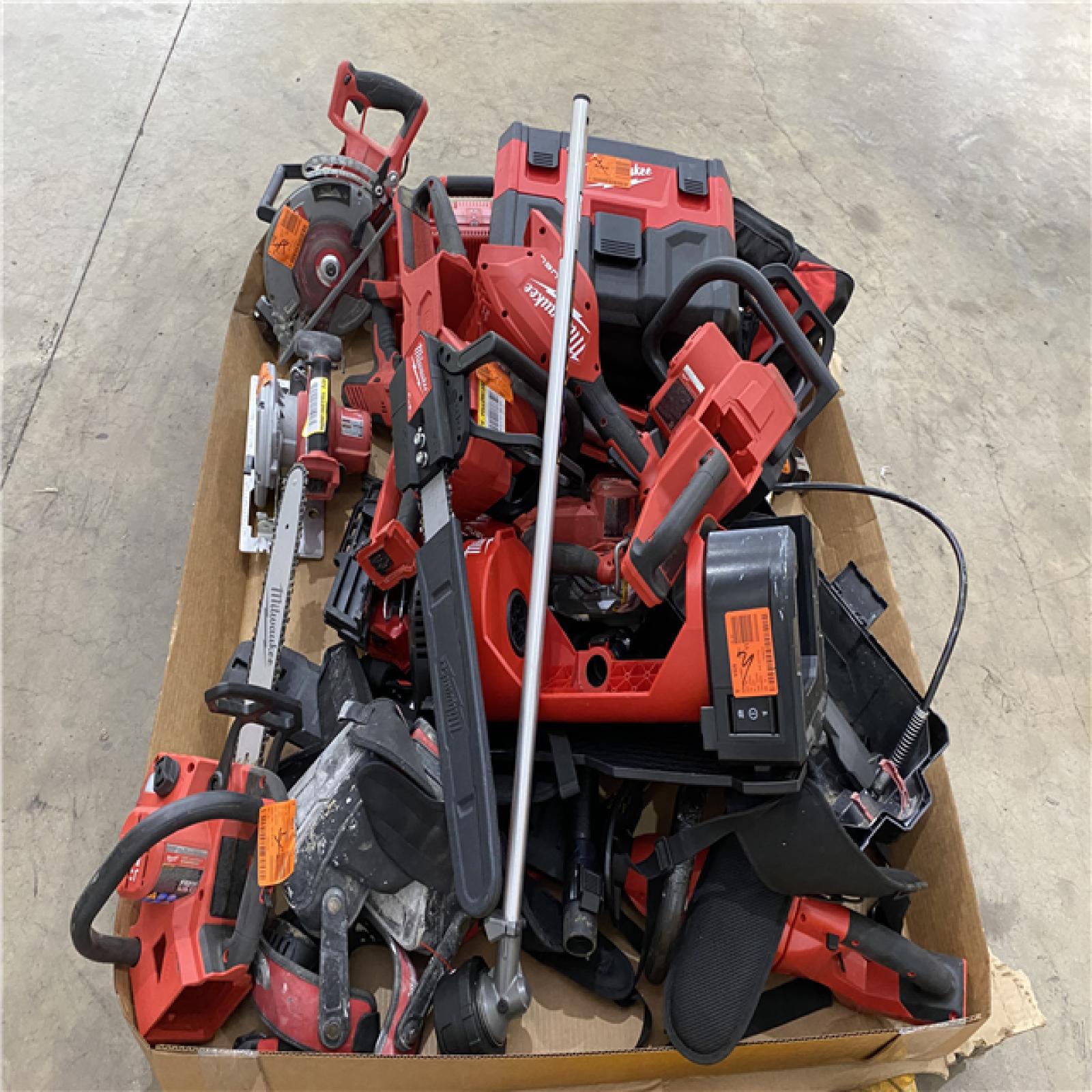 Houston Location AS IS - Tool Pallet