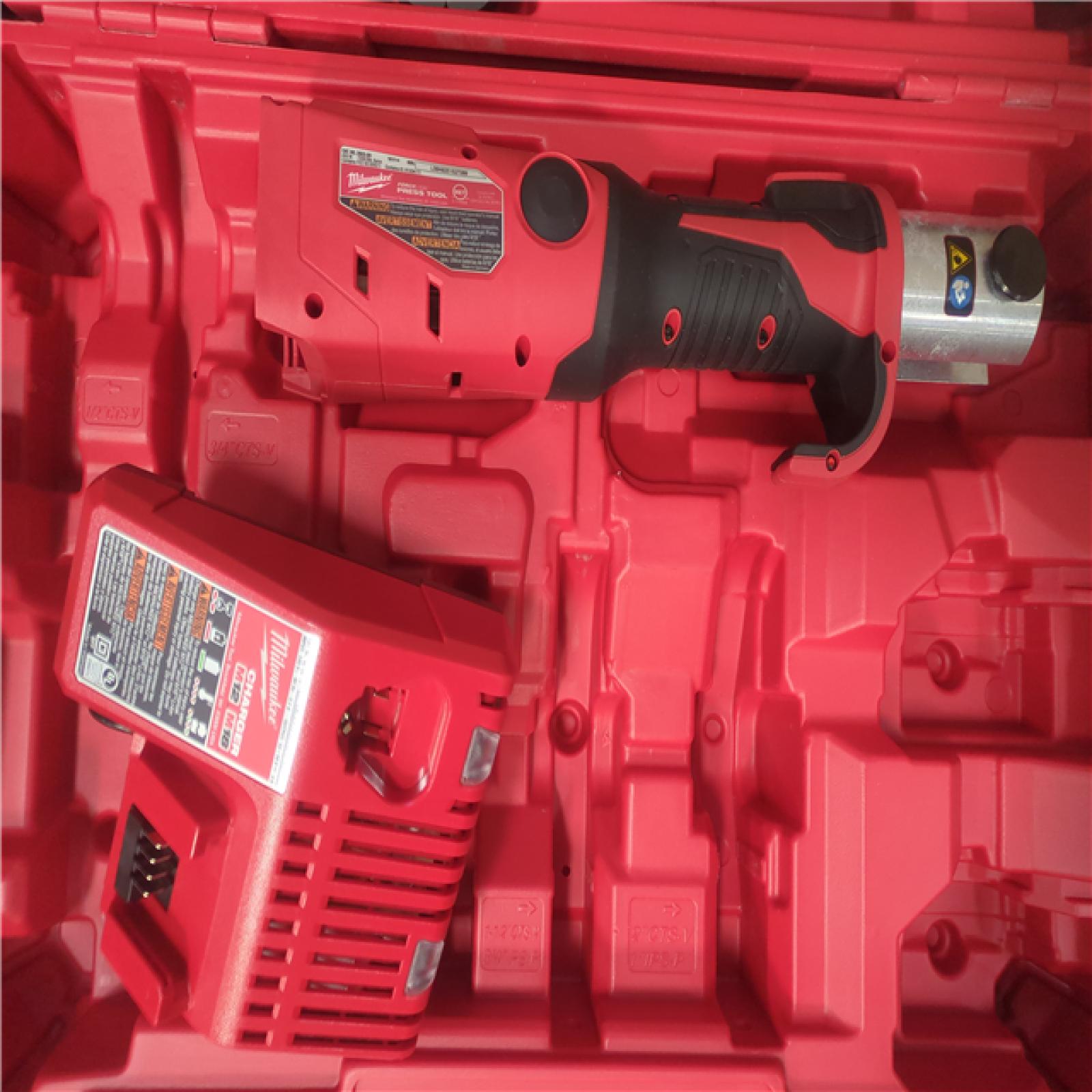 CALIFORNIA AS-IS MILWAUKEE M18 Lithium-Ion FORCE LOGIC Press Tool Kit w/ 1/2 in. - 2 in. Jaws Kit