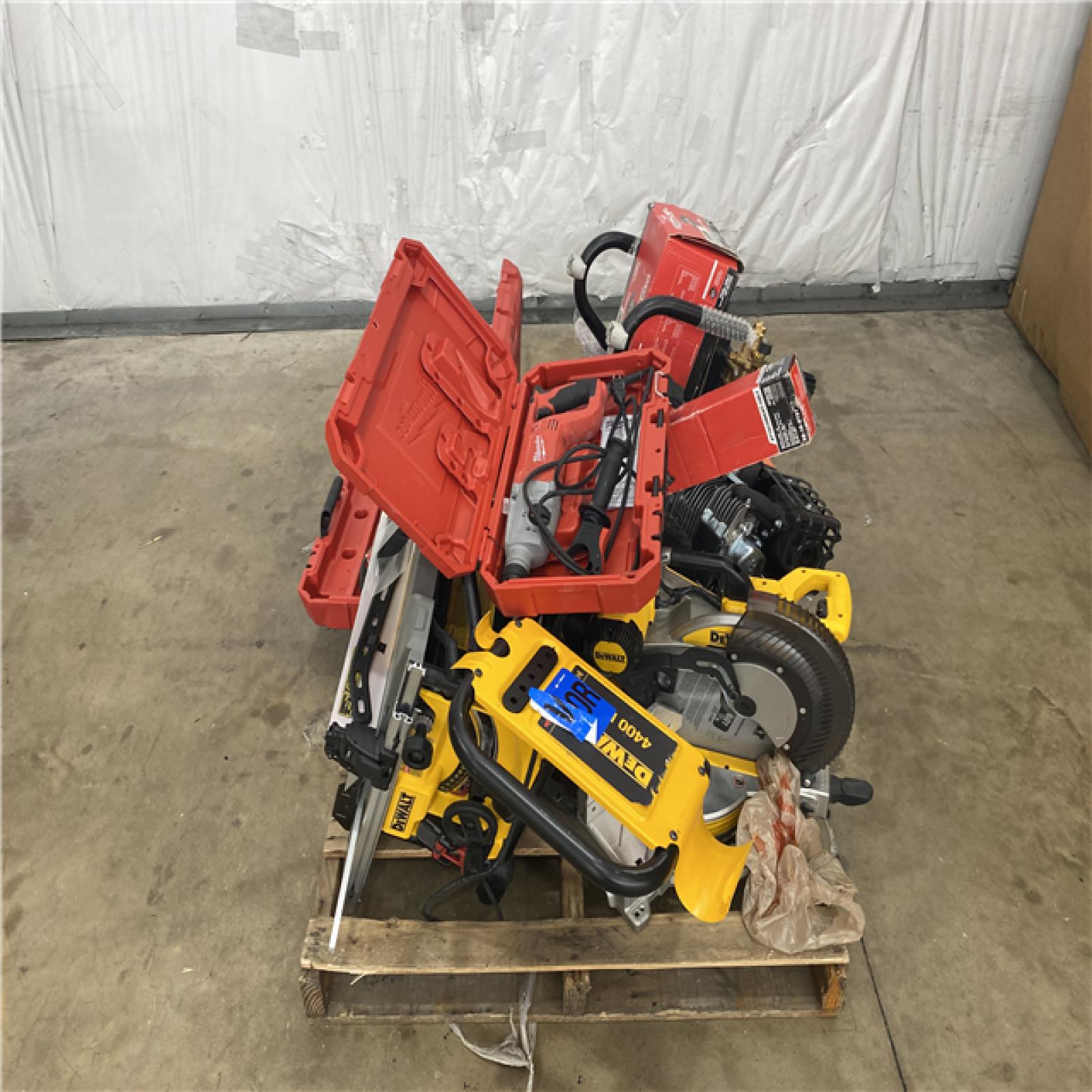 Houston Location AS IS - Tool Pallet