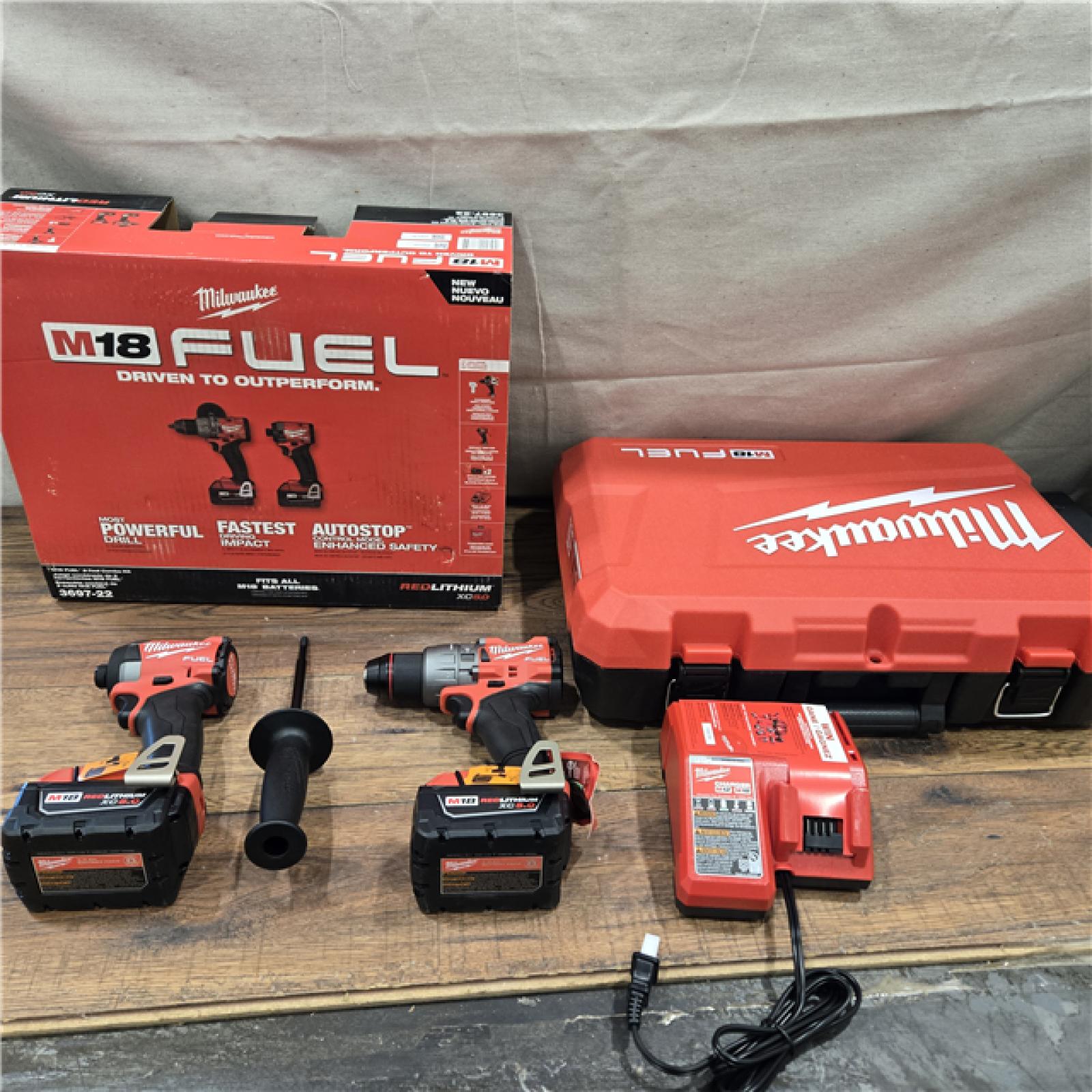 GOOD- MILWAUKEE FUEL 18V Lithium-Ion Brushless Cordless Hammer Drill and Impact Driver Combo Kit (2-Tool) with 2 Batteries