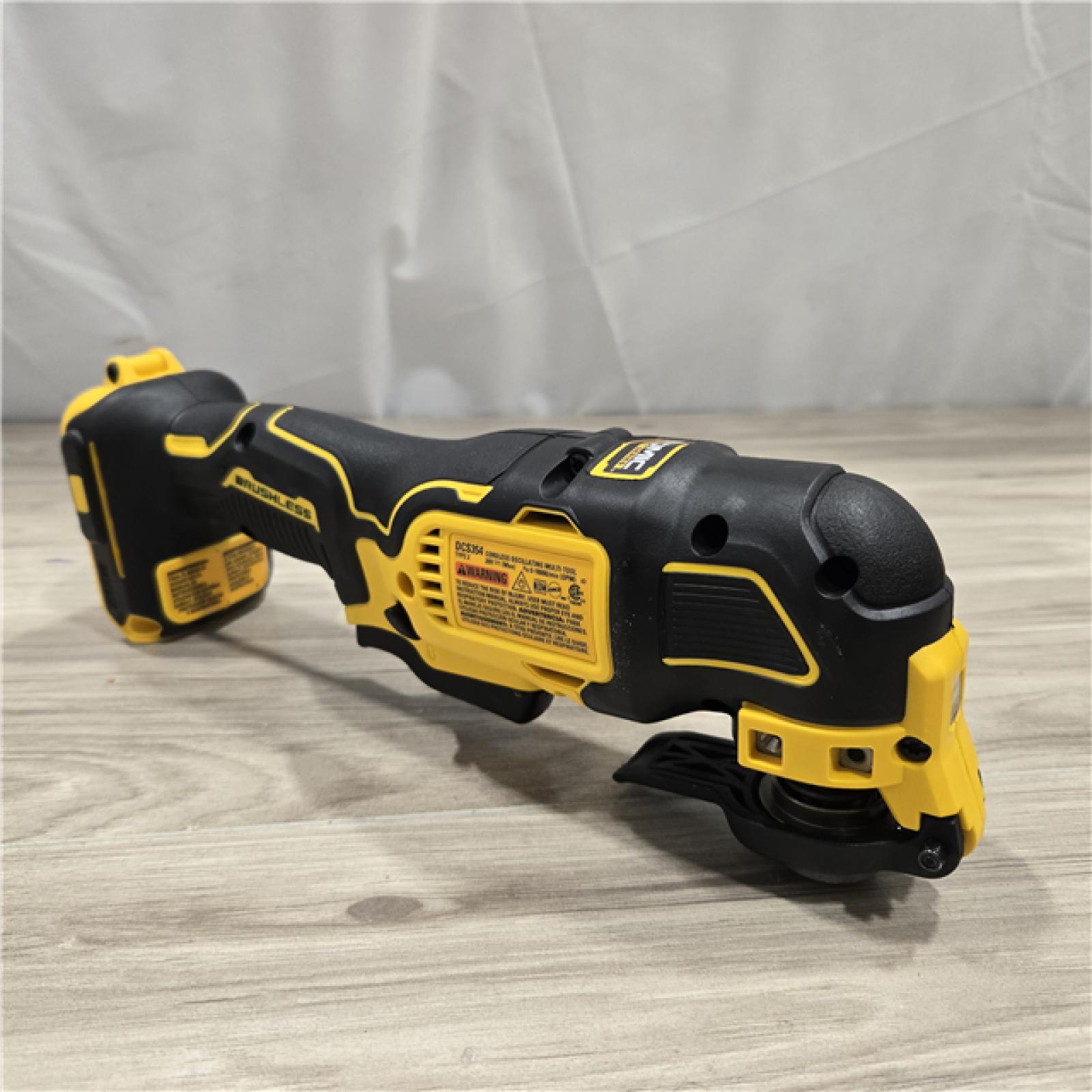 AS-IS DeWalt 20V MAX ATOMIC Cordless Brushless 4-Tool Combo Kit