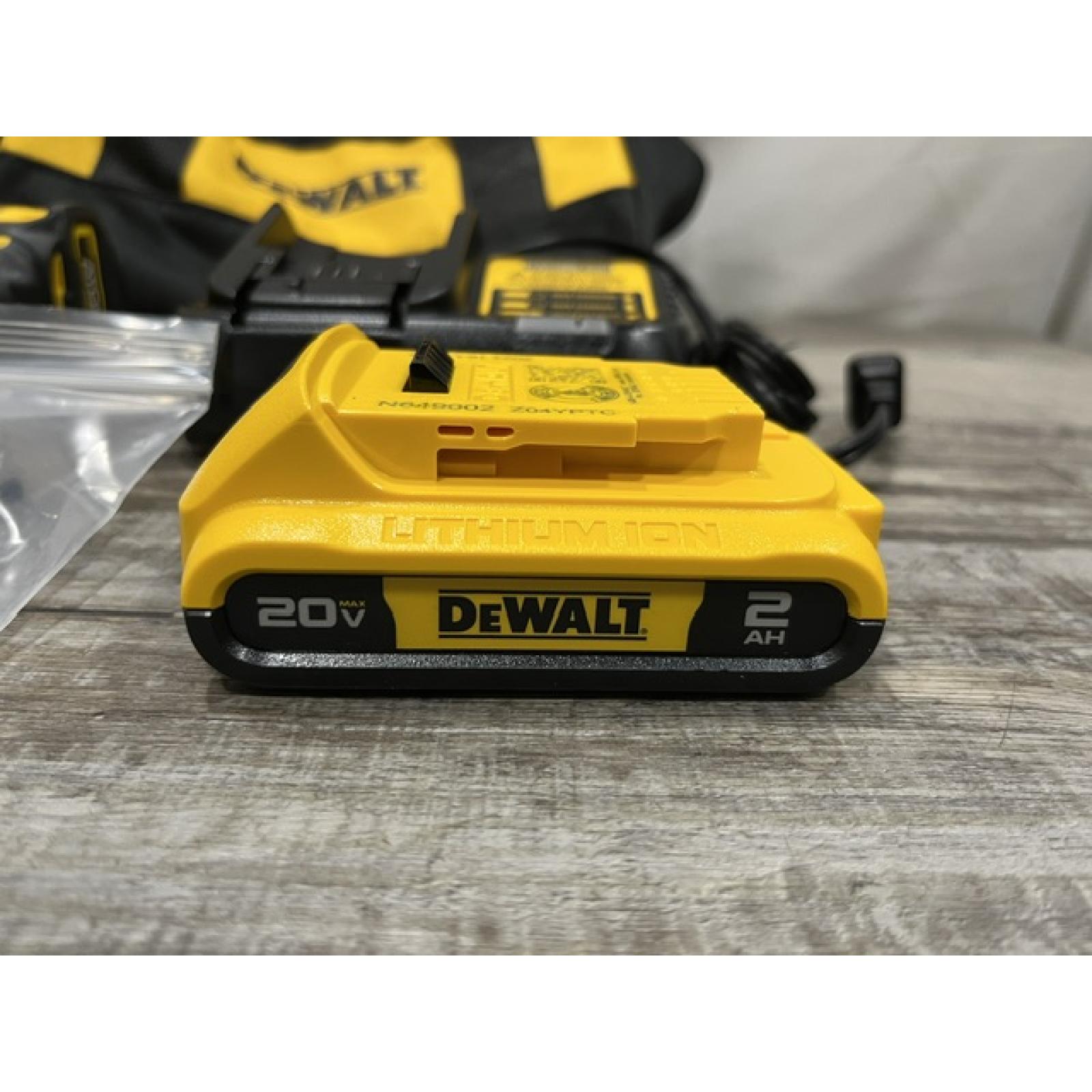 AS-IS DEWALT Atomic 20V Max Lithium-Ion Brushless Cordless Compact 1/4 in. Impact Driver Kit