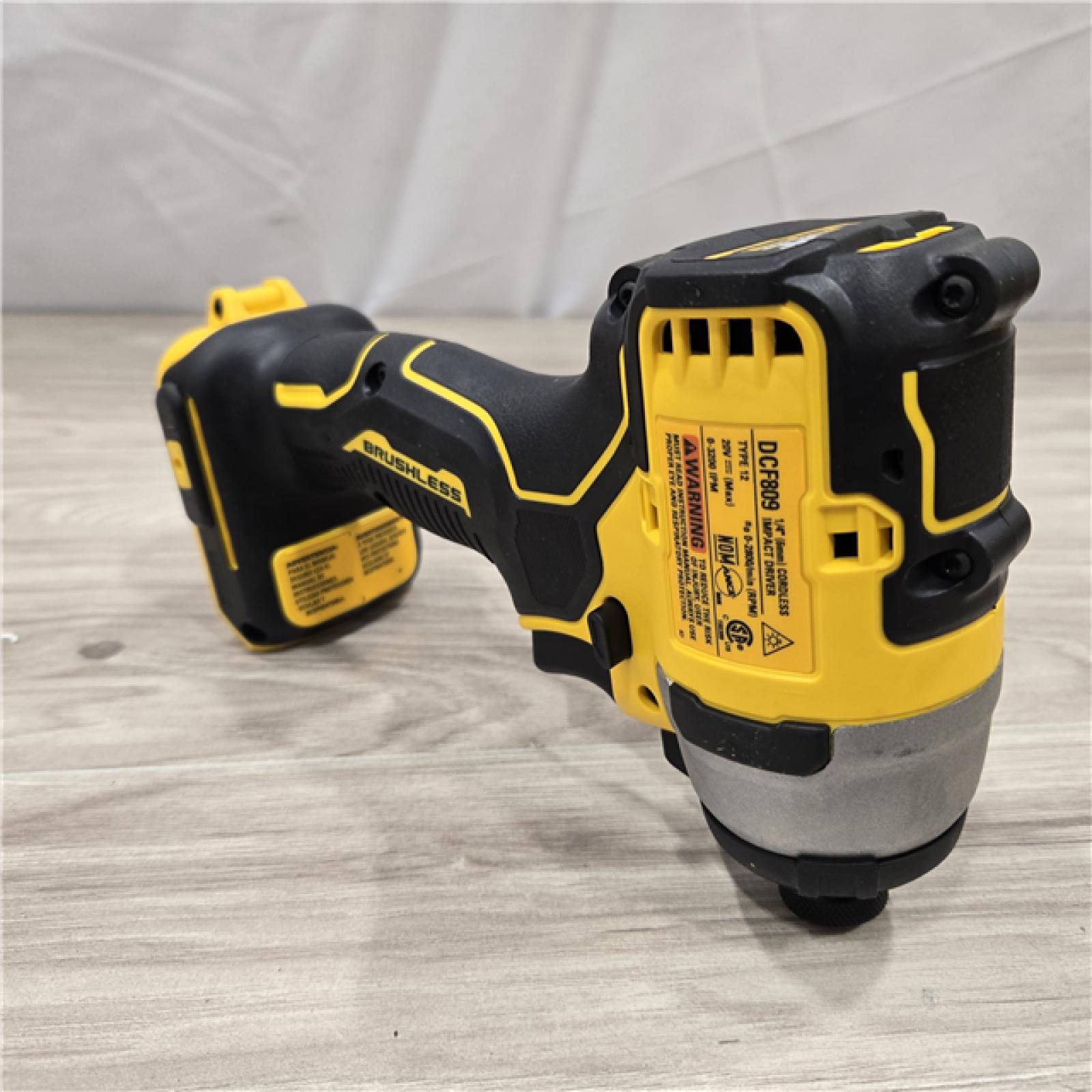 AS-IS Dewalt DCK225D2 20V MAX ATOMIC Cordless Drill Driver and Impact Driver Combo Kit
