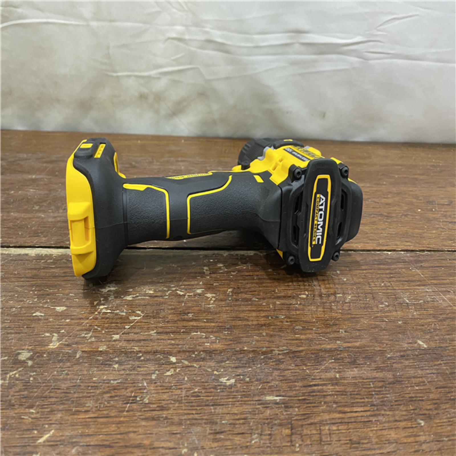 AS-IS DEWALT ATOMIC 20-Volt Lithium-Ion Cordless 1/2 in. Compact Hammer Drill with 3.0Ah Battery, Charger and Bag