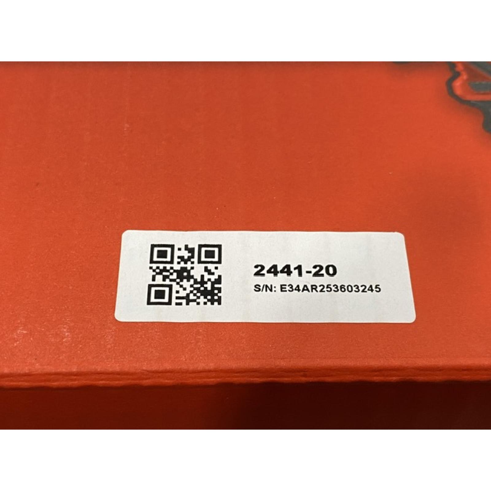 NEW - Milwaukee 12V Lithium-ion Cordless 20 oz. Aluminum Barrel Adhesive and Caulk Gun Kit