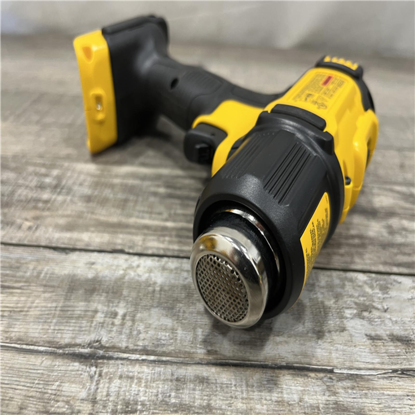AS-IS DEWALT 20V MAX Cordless Compact Heat Gun with Flat and Hook Nozzle Attachments