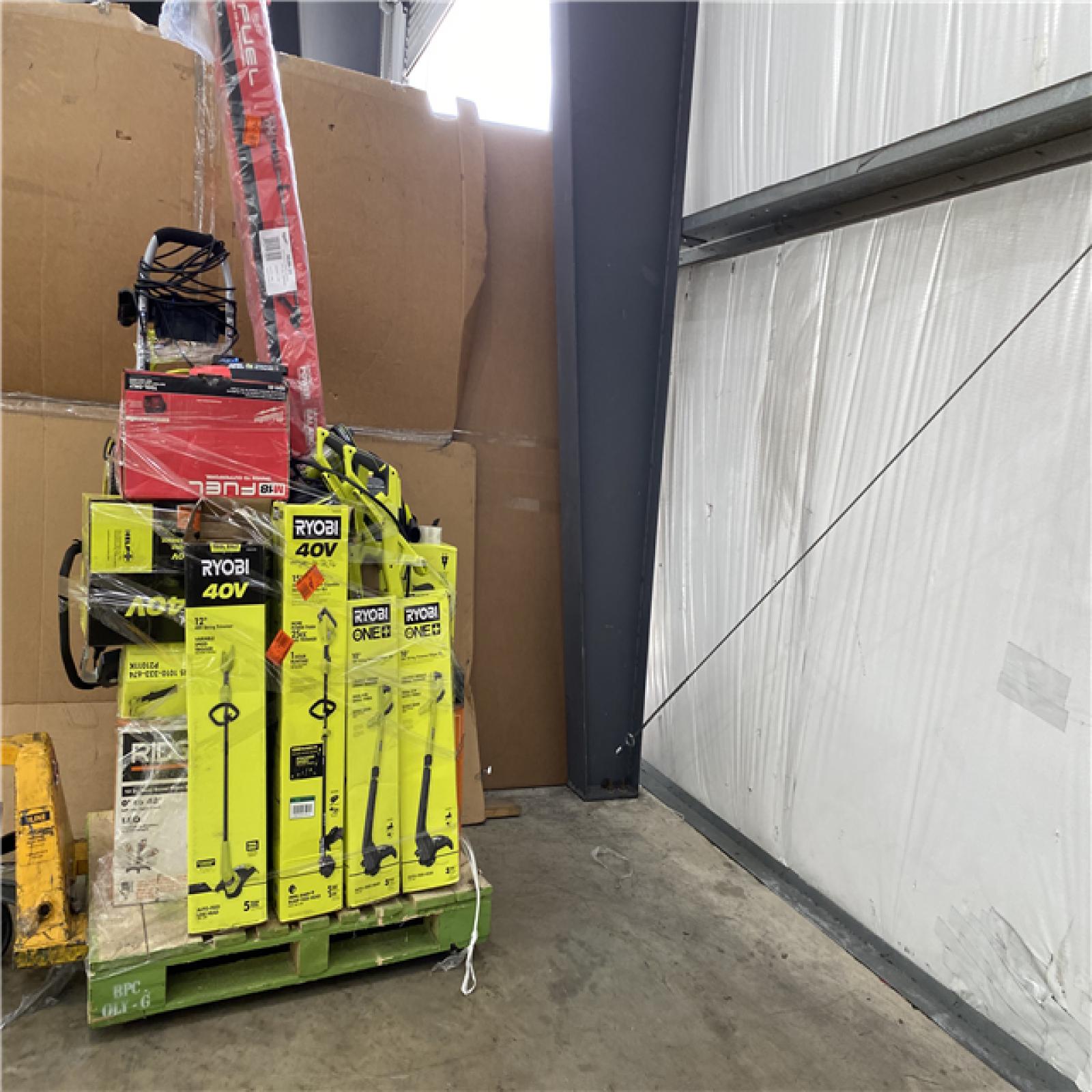 Houston Location AS IS - Tool Pallet