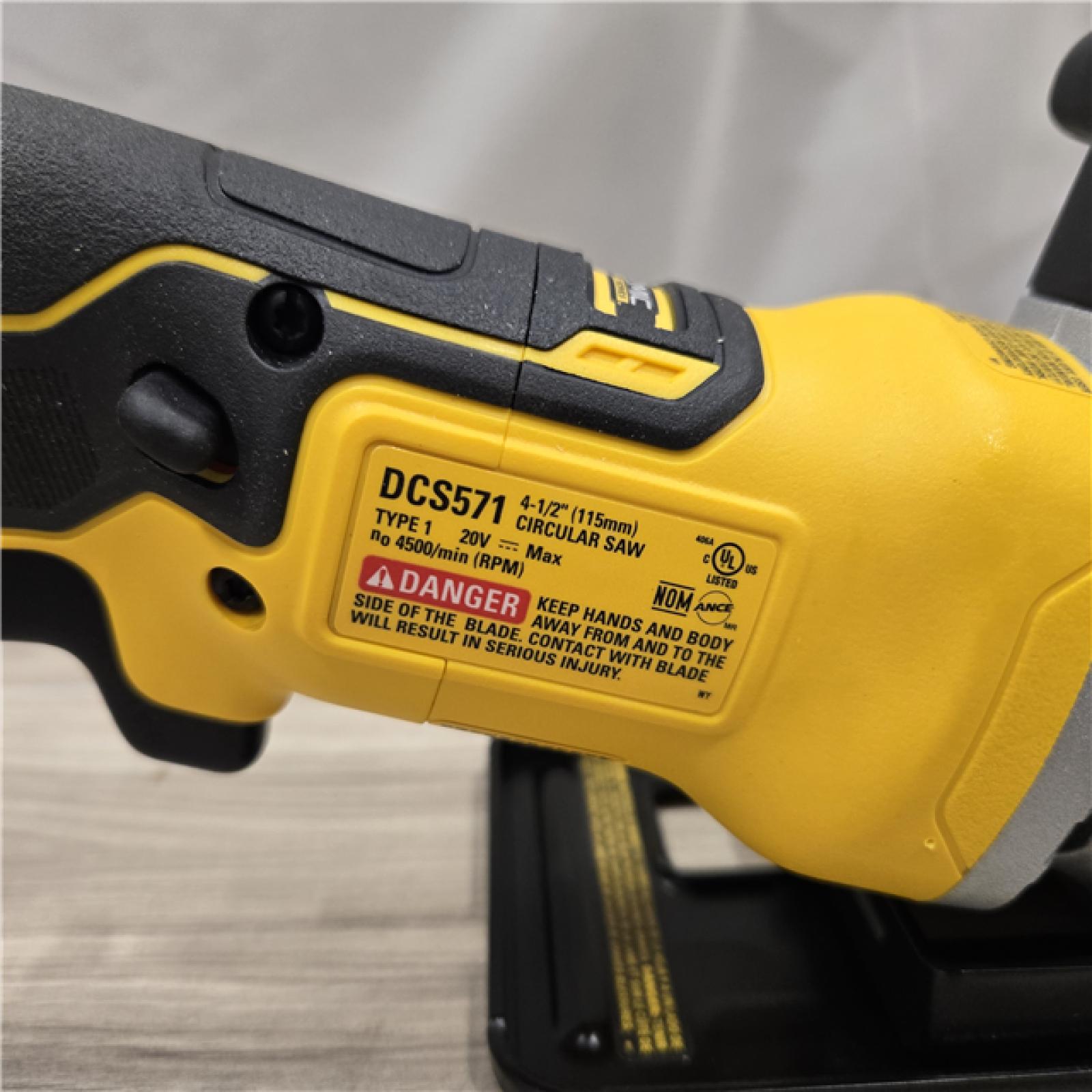 AS-IS DEWALT ATOMIC 20V MAX Cordless 4-1/2 in. Circular Saw (Tool Only)